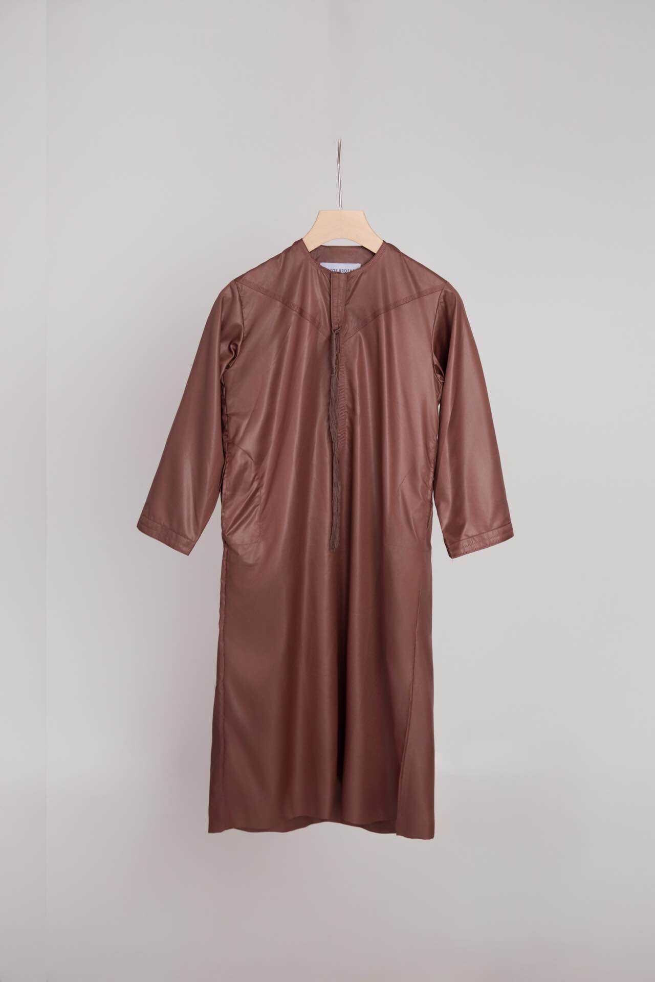 Wholesaler Aawoe Paris® - Qamis children with embroidery and round neck - elegance and comfort