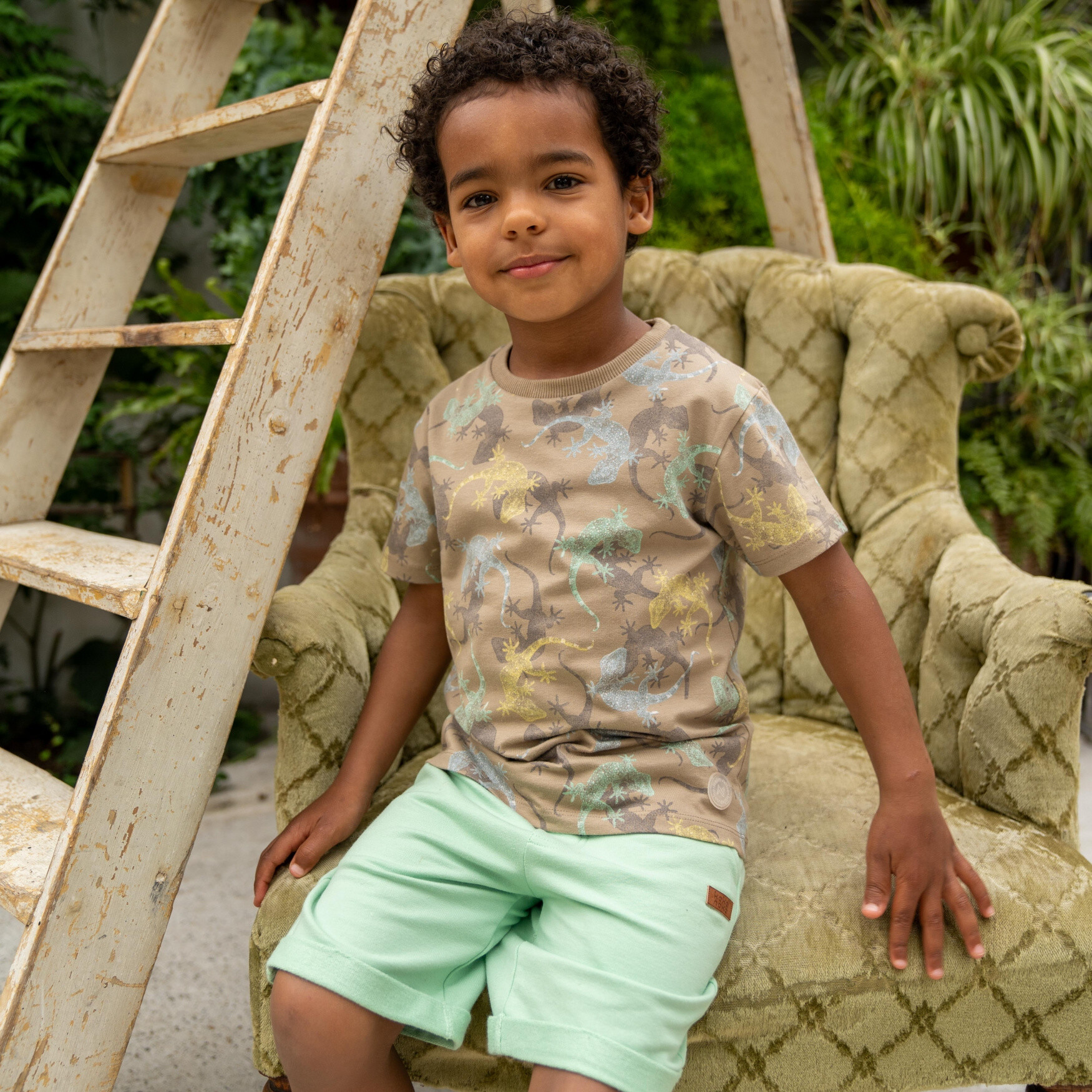 Mayorista BLUE WHITE - LOTE DE 2 PANTALONES CORTOS PARA NIÑO