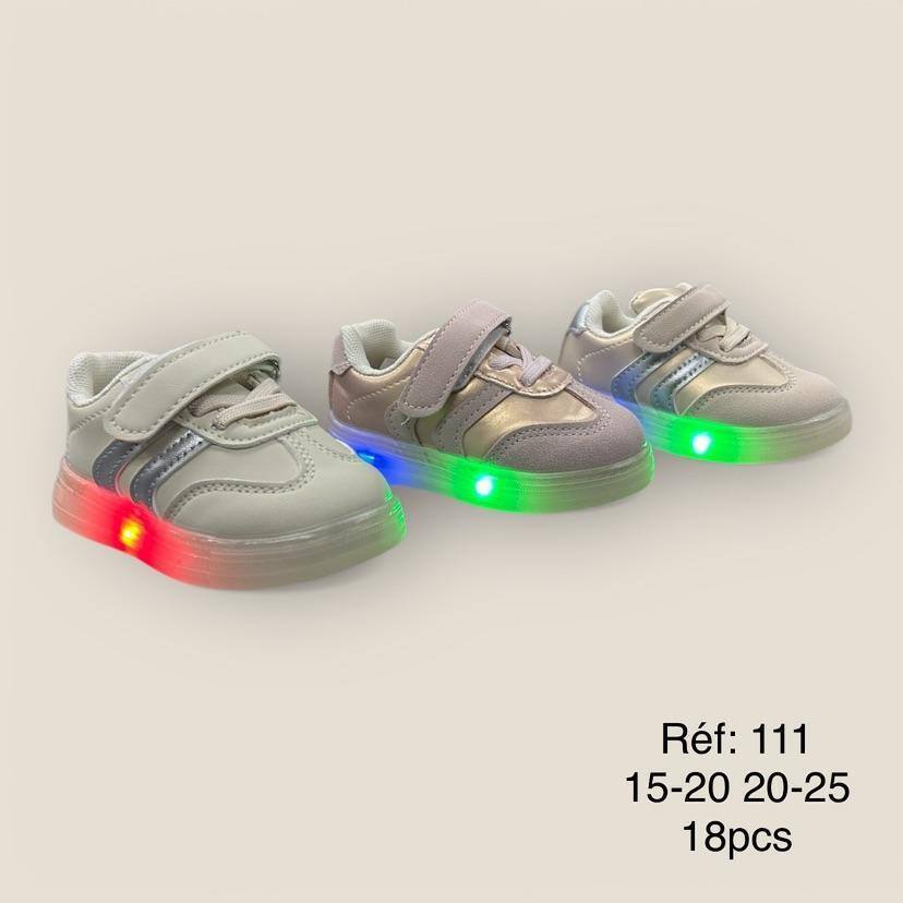 Grossiste C&C Chaussures - Baskets filles semelles lumineuses