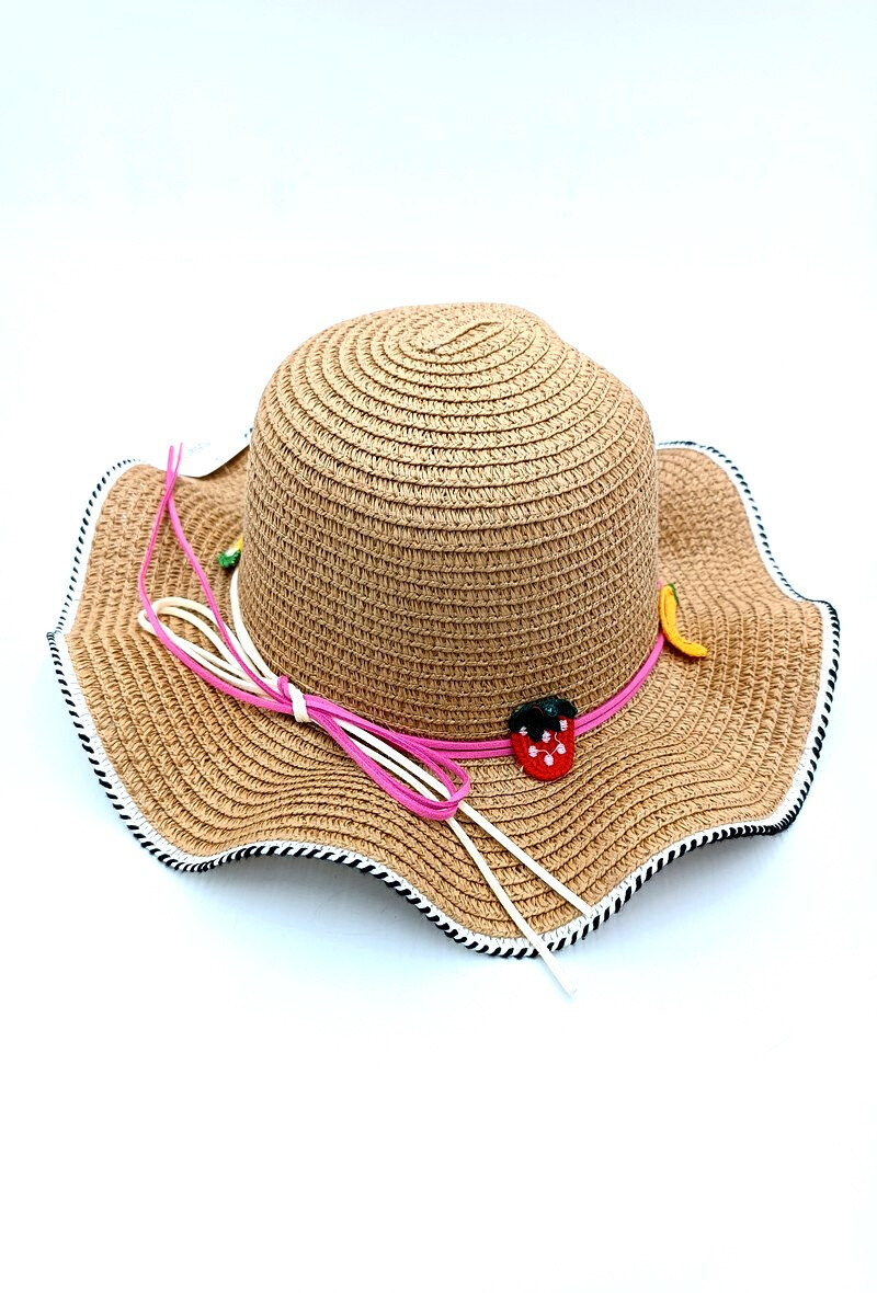 Grossiste Charmant - Chapeau enfant bordure et décoration fruits