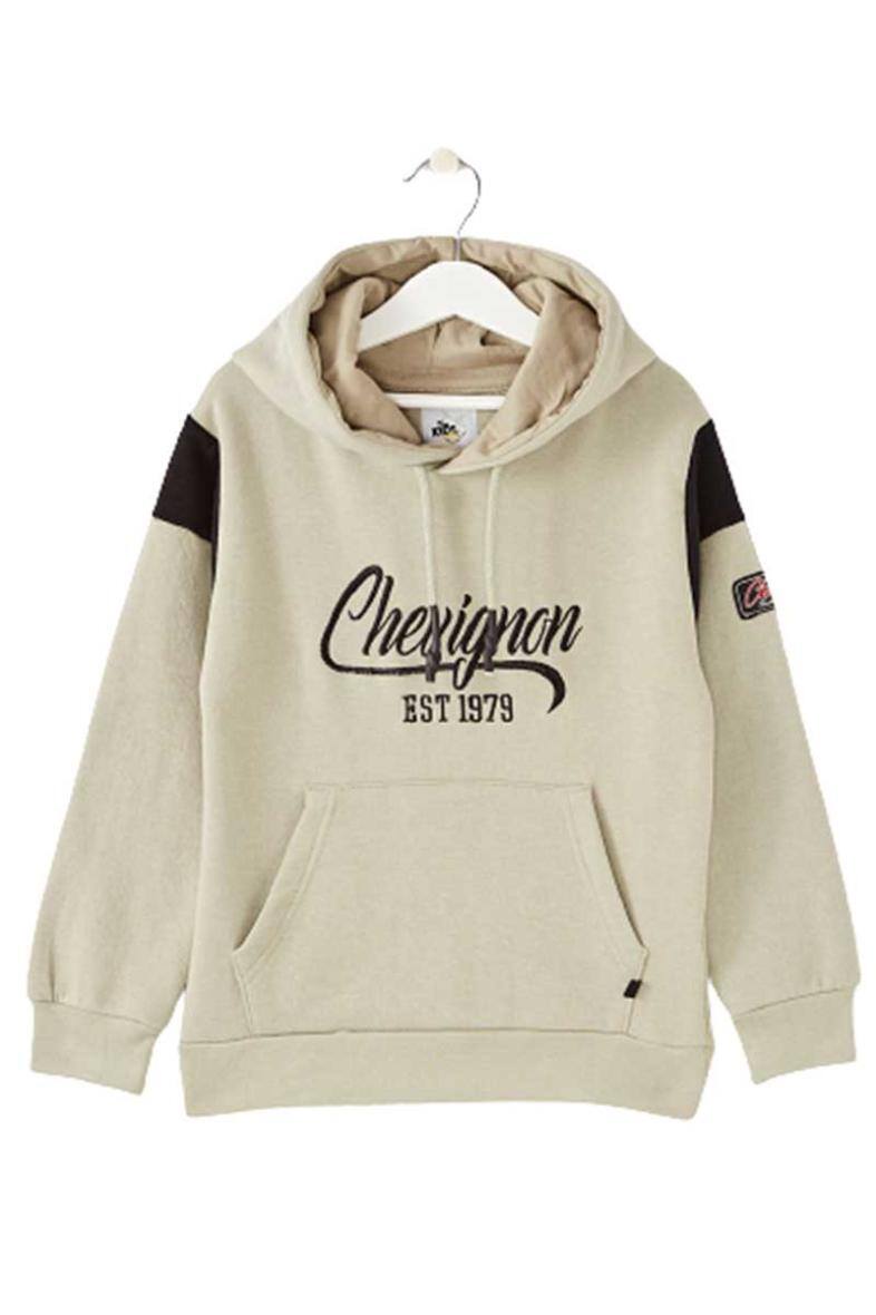 Chevignon deals sweat