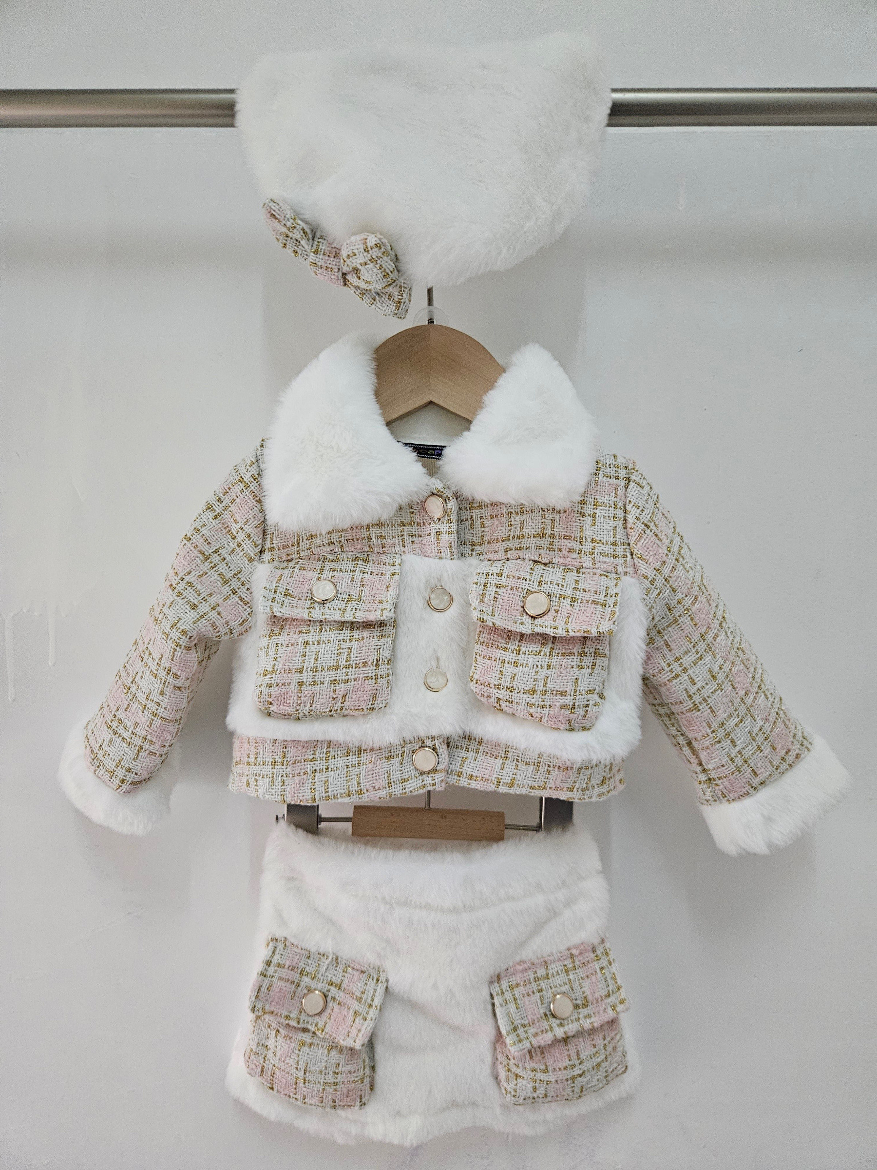 Grossiste Chicaprie - Ensemble Veste Carreaux Tweed Chic Avec Col Et Jupe Courte Faux Fourrure, Béret Noeud Bébé Fille