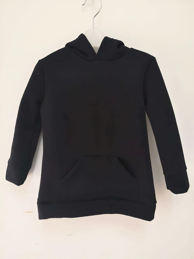 Grossista Chicaprie - Felpa Urbana a Maniche Lunghe con Cappuccio e Tasca Centrale per Ragazze Grossista Chicaprie - Felpa Urbana a Maniche Lunghe con Cappuccio e Tasca Centrale per Ragazze