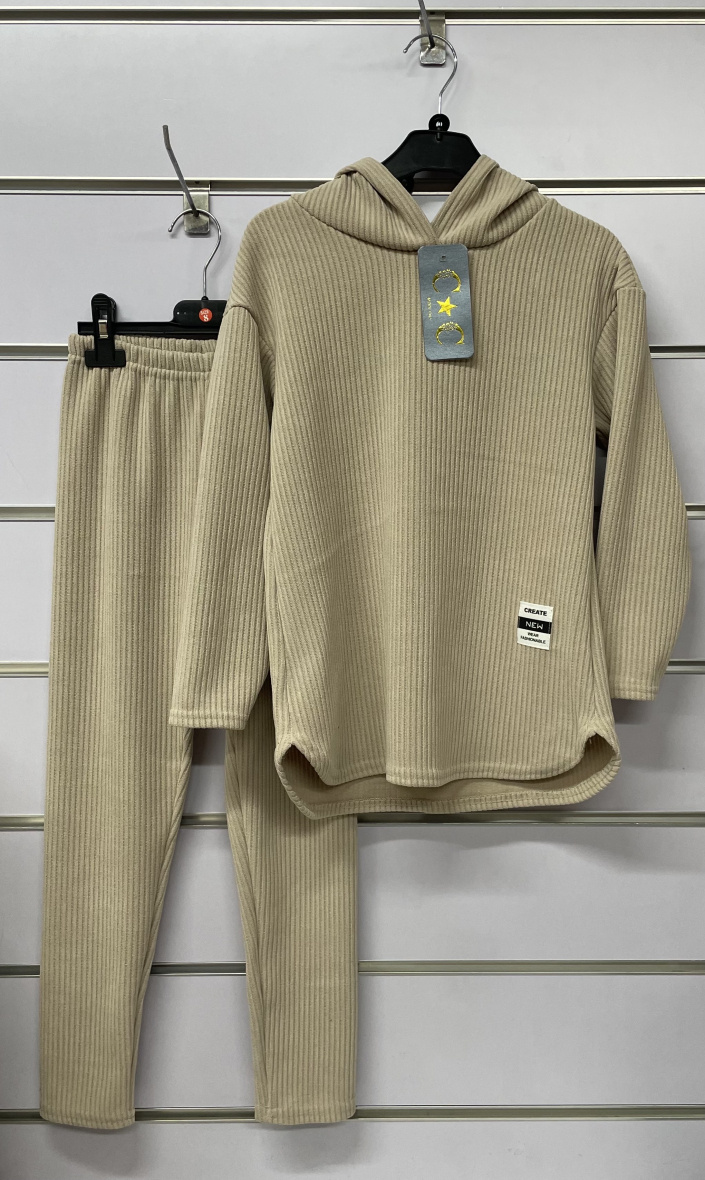 Grossista CHIC COOL - Top con cappuccio in tessuto VELOUR COTÊLÉ