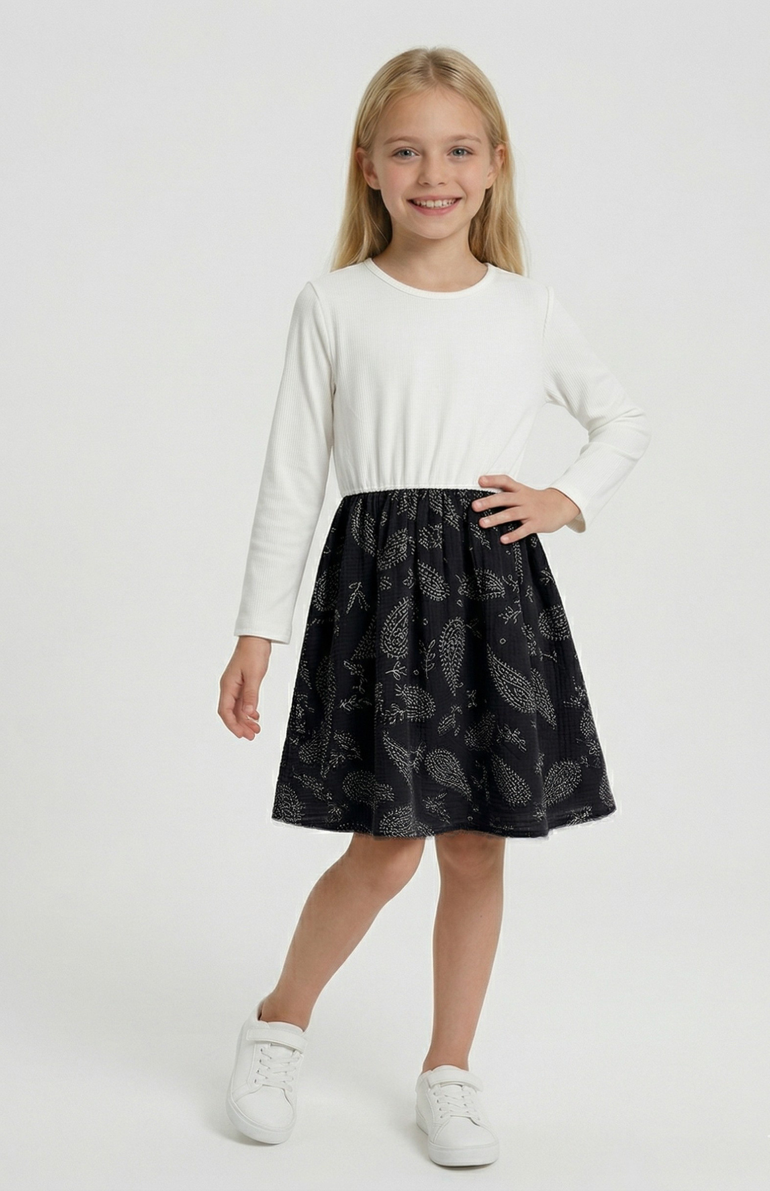 Grossista CHIC COOL - Abito a maniche lunghe con motivo
