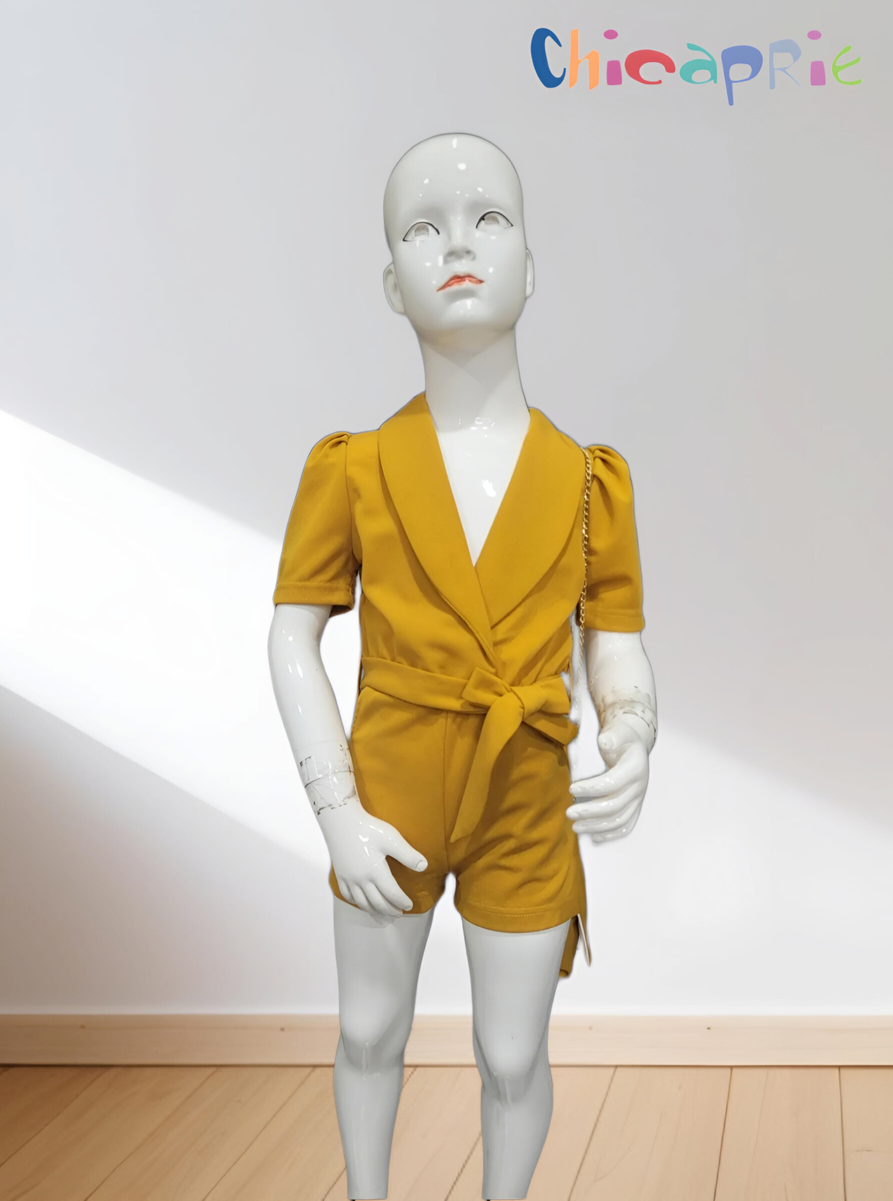 Mayorista Chicaprie - Mono corto moderno de color liso con cinturón para niña