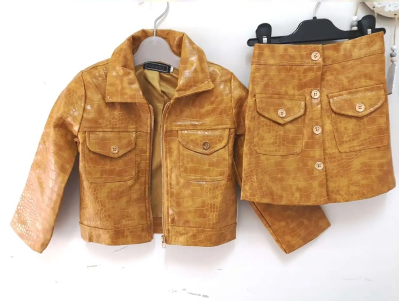 Grossiste Chicaprie - Ensemble veste zippée et jupe courte style croco avec boutons urbain motard fille