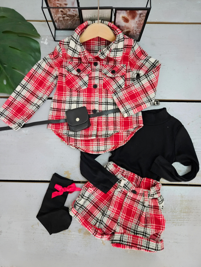Grossista Chicaprie - Gilet con bottoni e pantaloncini a scacchi per bambina con top e calzini annodati