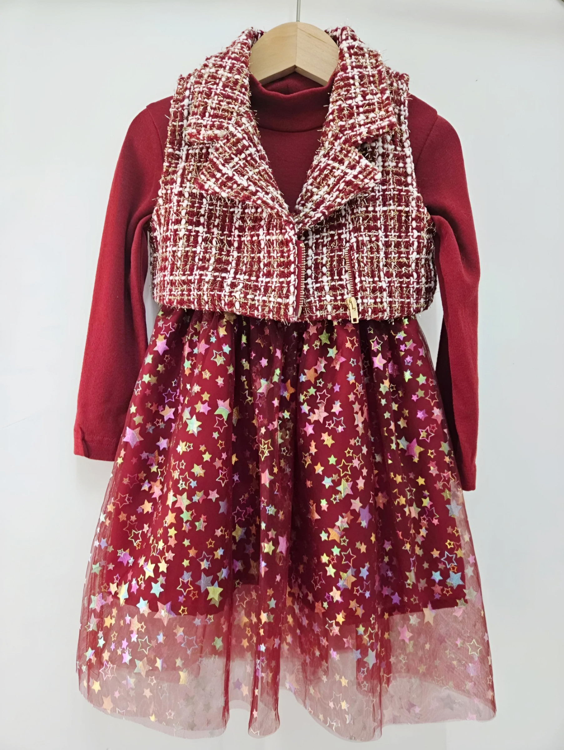 Wholesaler Chicaprie - Girl's outfit consisting of a tweed waistcoat, a plain dress, and star-spangled glitter tulle tights