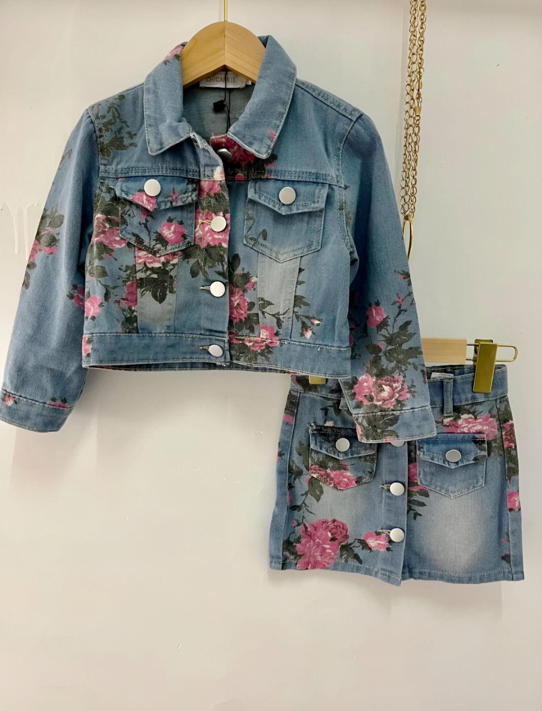 Wholesaler Chicaprie - Floral Denim Jacket And Skirt Set With Metal Buttons Girl