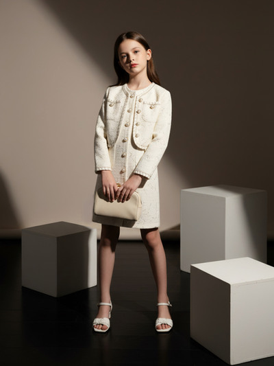 Grossista Chicaprie - Completo Abito e Giacca in Tweed Chic con Paillettes, Bottoni di Perla e Cravatta per Ragazze Grossista Chicaprie - Completo Abito e Giacca in Tweed Chic con Paillettes, Bottoni di Perla e Cravatta per Ragazze