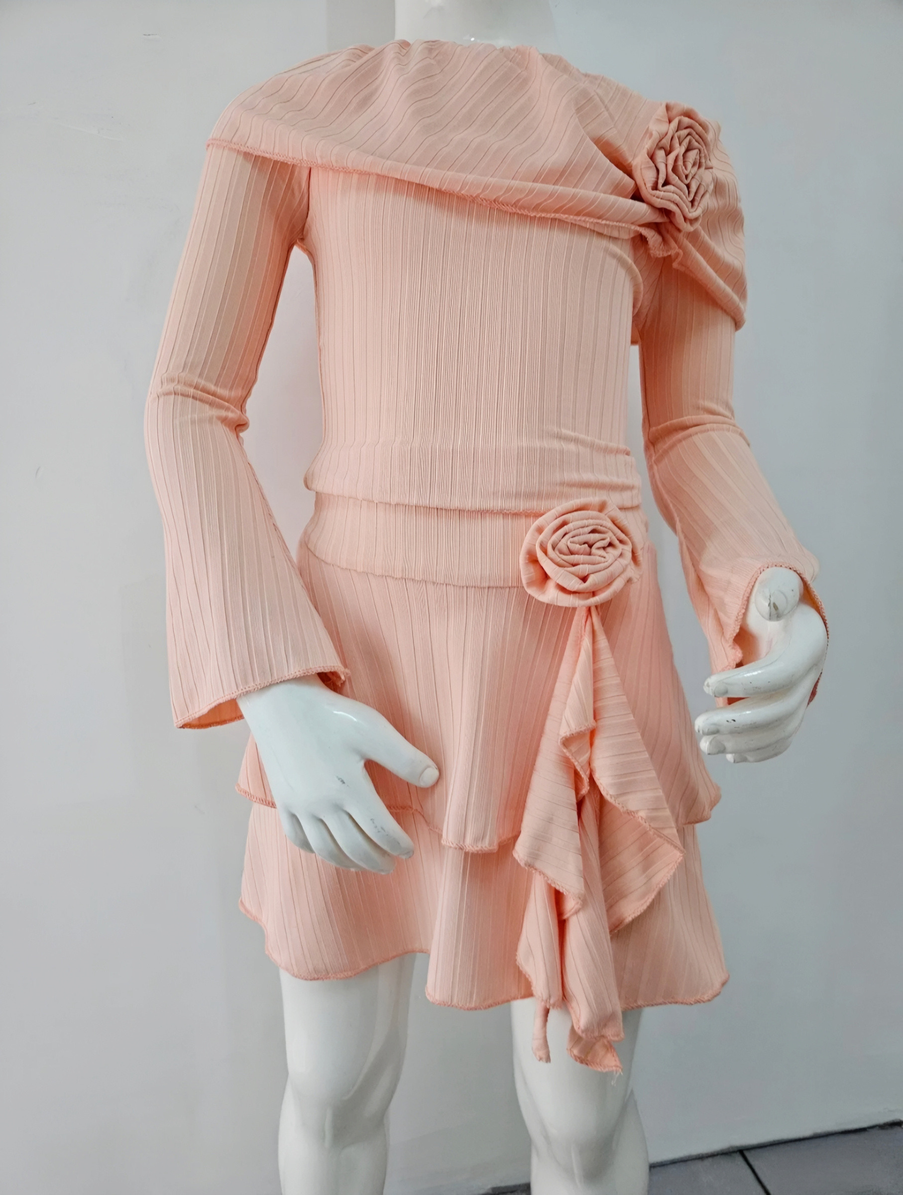 Wholesaler Chicaprie - Long Sleeve Top and Short Skirt Set with Flowers Ruffles Plain Finely Ribbed Girl