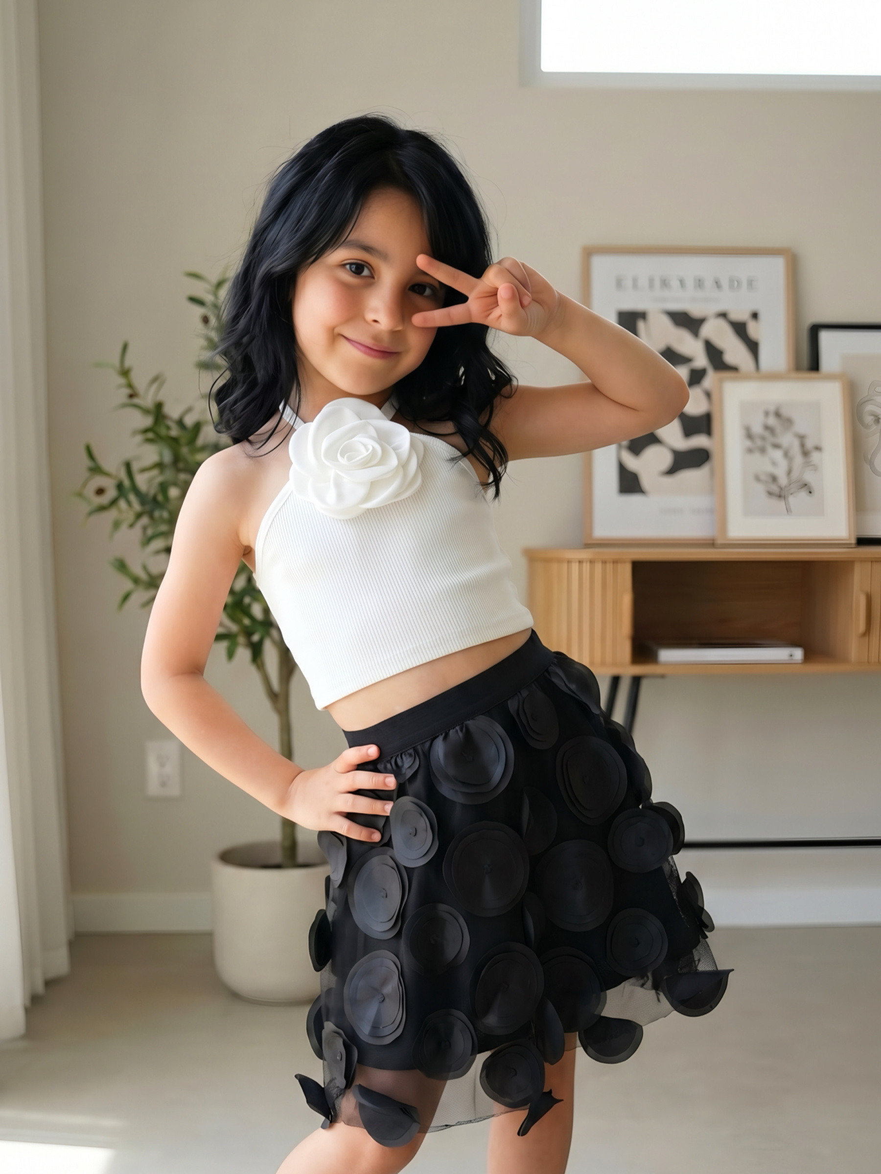 Grossiste Chicaprie - Ensemble Top Col Halter Finement Côtelé Avec Fleur Et Jupe Tulle Géométrique Fluide Fille