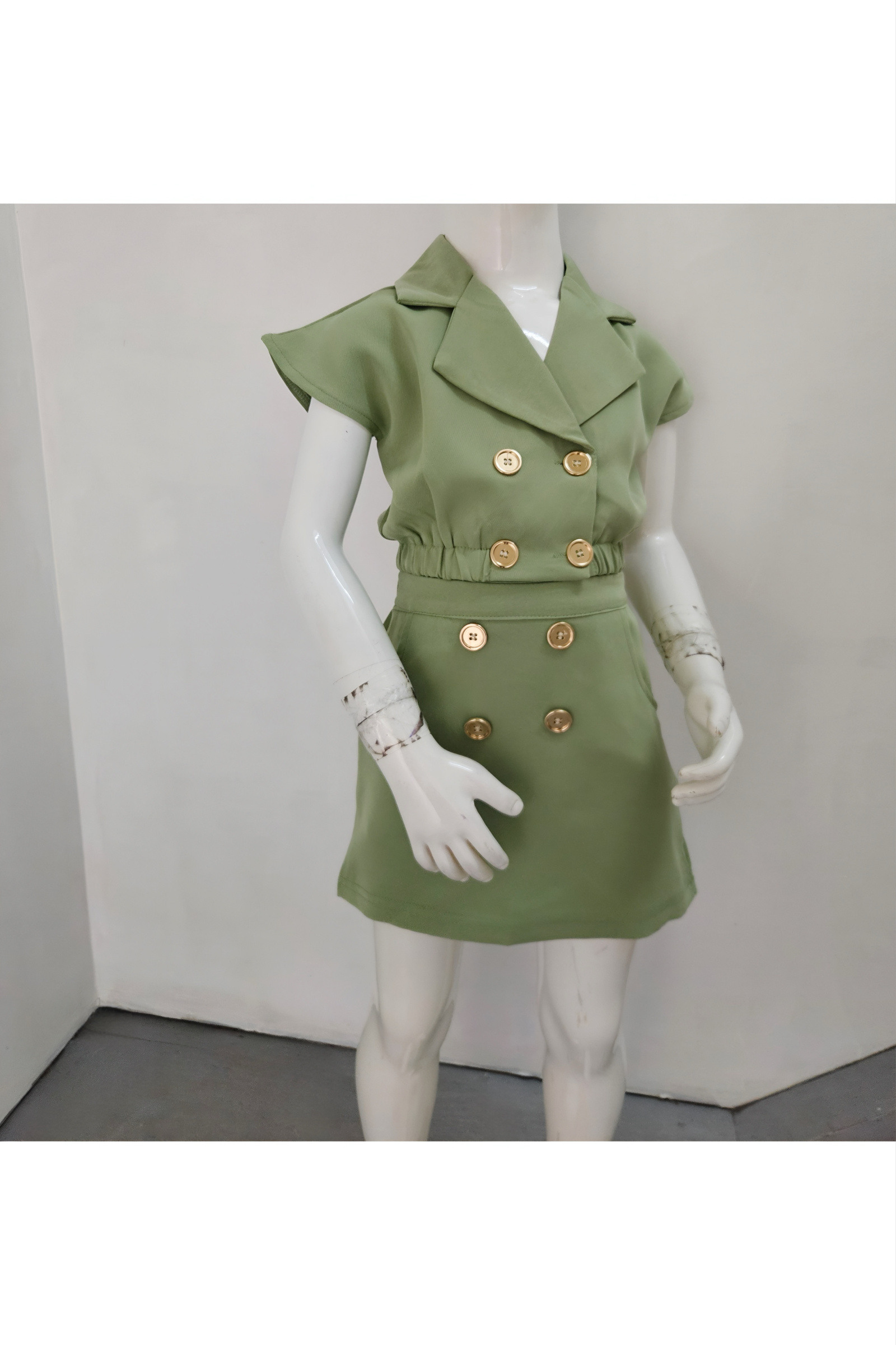 Wholesaler Chicaprie - High Neck Sleeveless Blazer and Short Skirt Set Solid Color Buttoned Casual Chic Girl