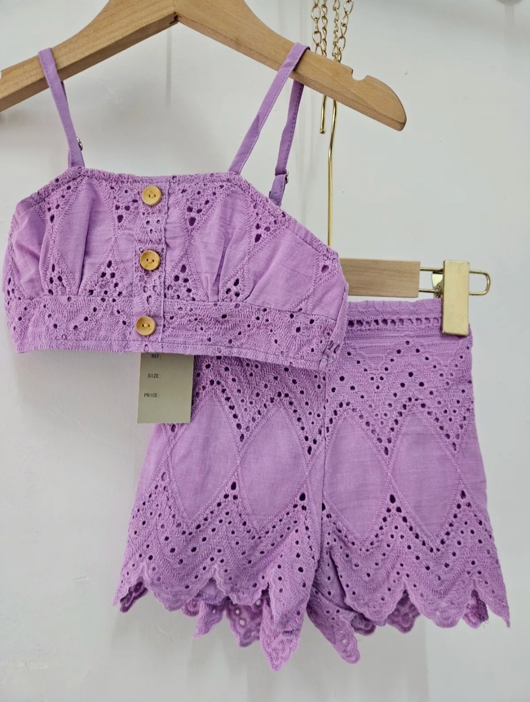 Grossiste Chicaprie - Ensemble Crop Top Et Short Uni Style Broderie Fluide Et Légère Fille
