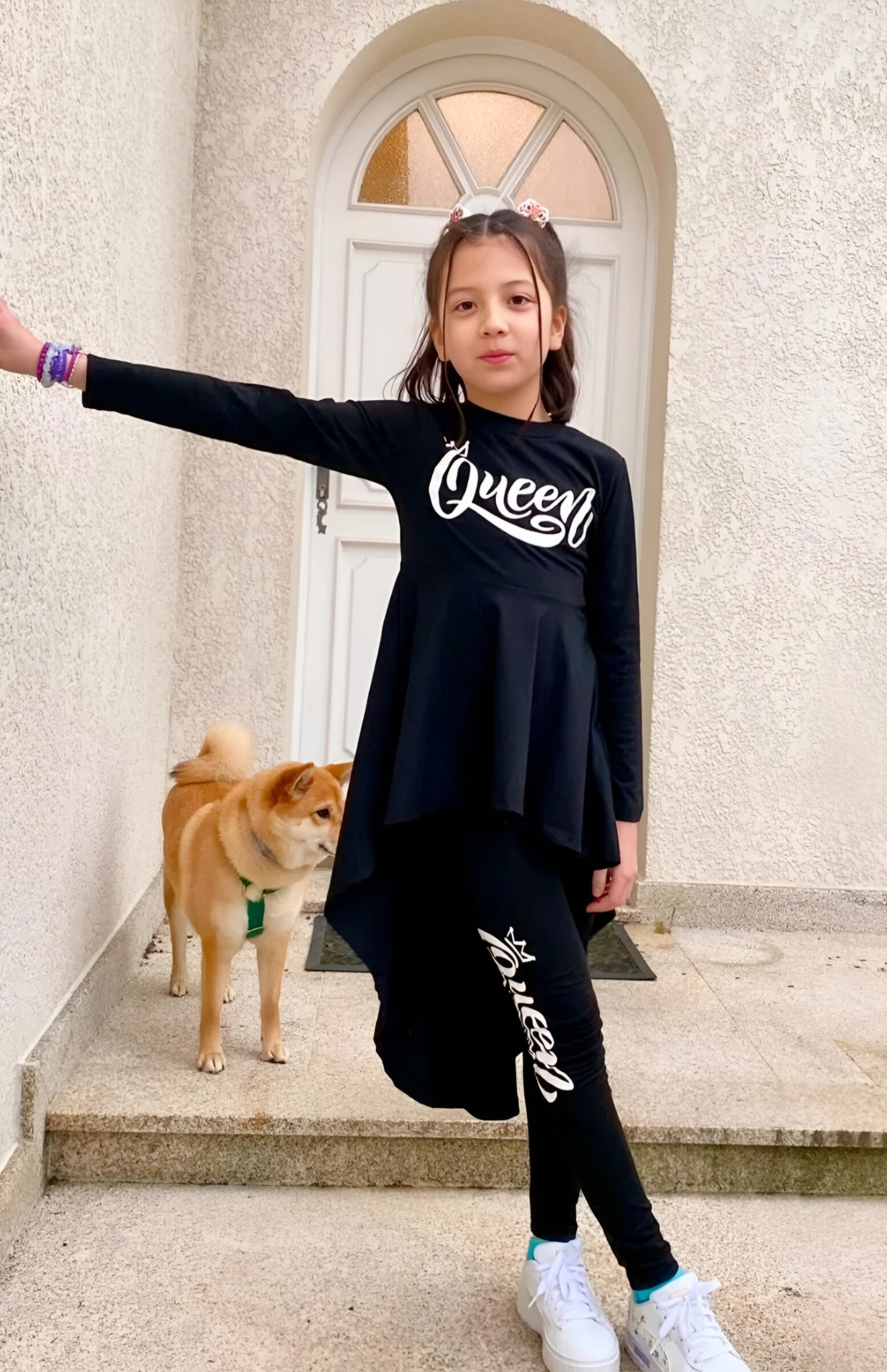 Grossiste Chicaprie - Ensemble Tunique Manches Longues Et Legging Uni Avec Ecriture Urbaine Fille