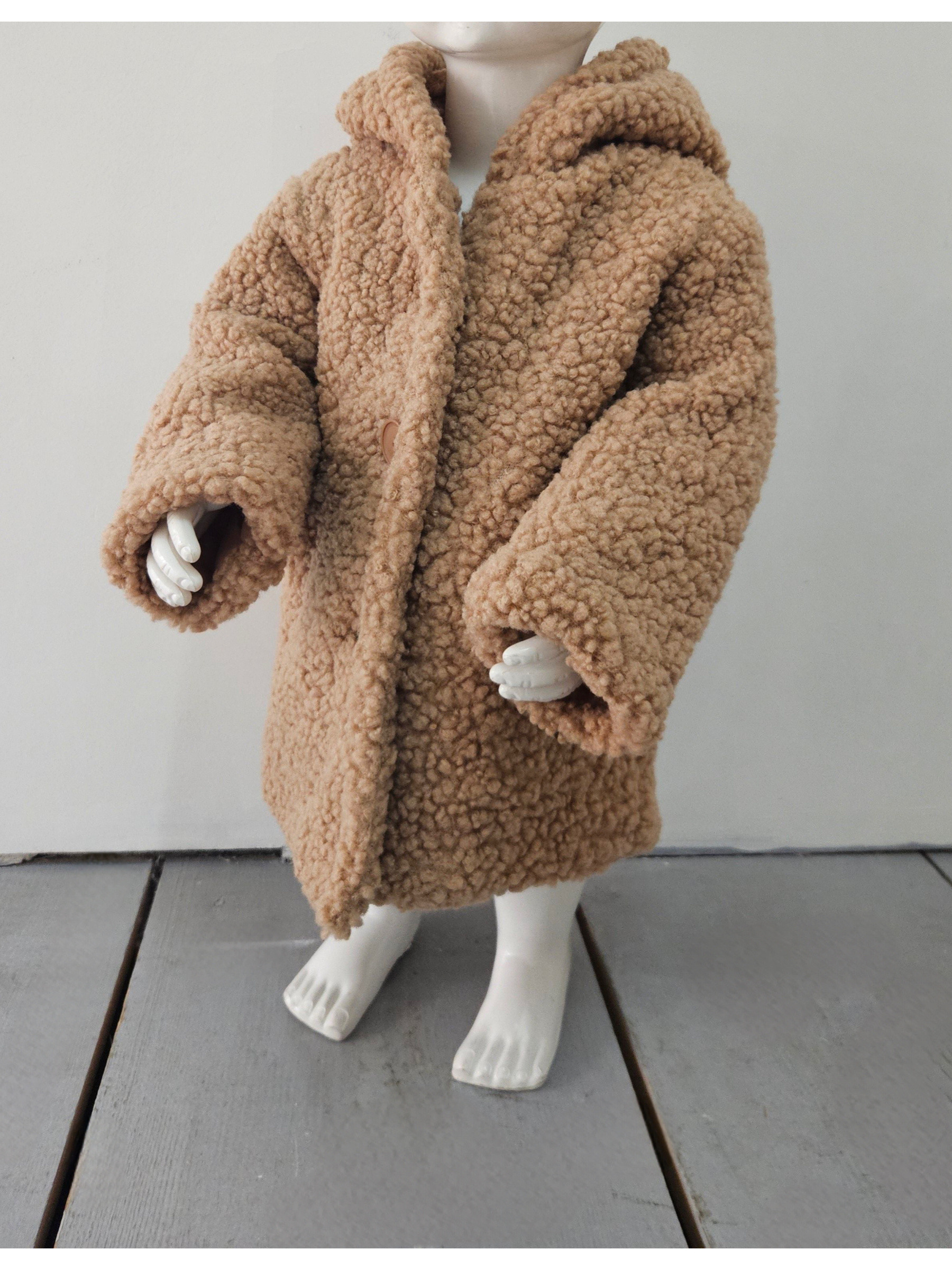 Grossiste Chicaprie - Veste A Capuche Uni En Moumoute Manches Longues Avec Boutons Cocon Bébé Fille