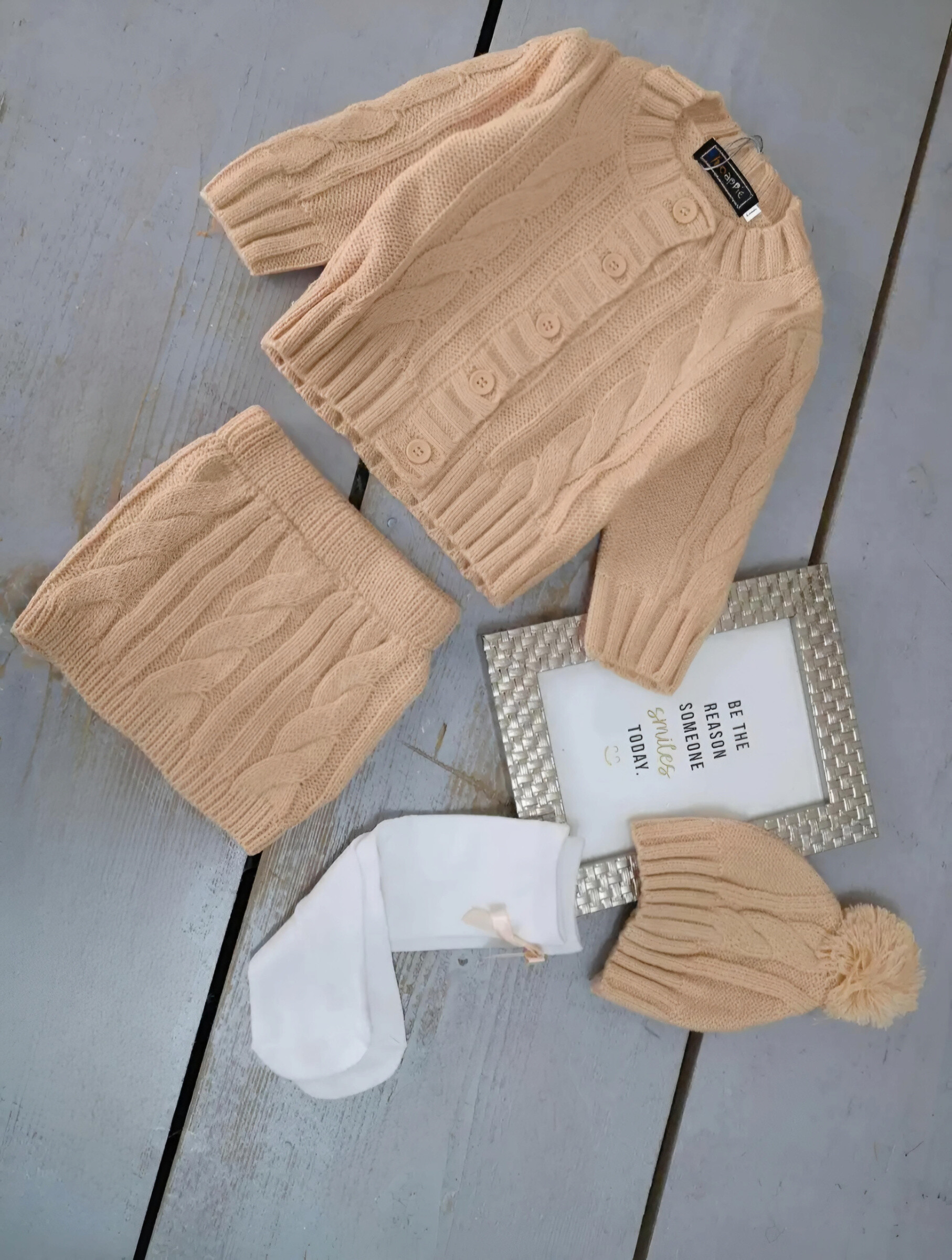 Grossiste Chicaprie - Ensemble Gilet Manches Longues Et Jupe Uni Torsadée Bébé Fille