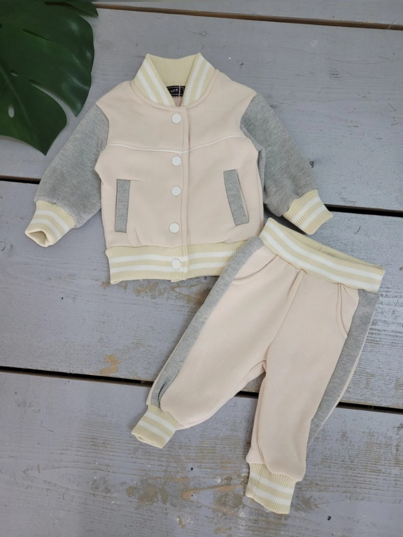 Grossiste Chicaprie - Ensemble Gilet Boutons Et Jogging Rayure Sport Style Old School Bébé Fille