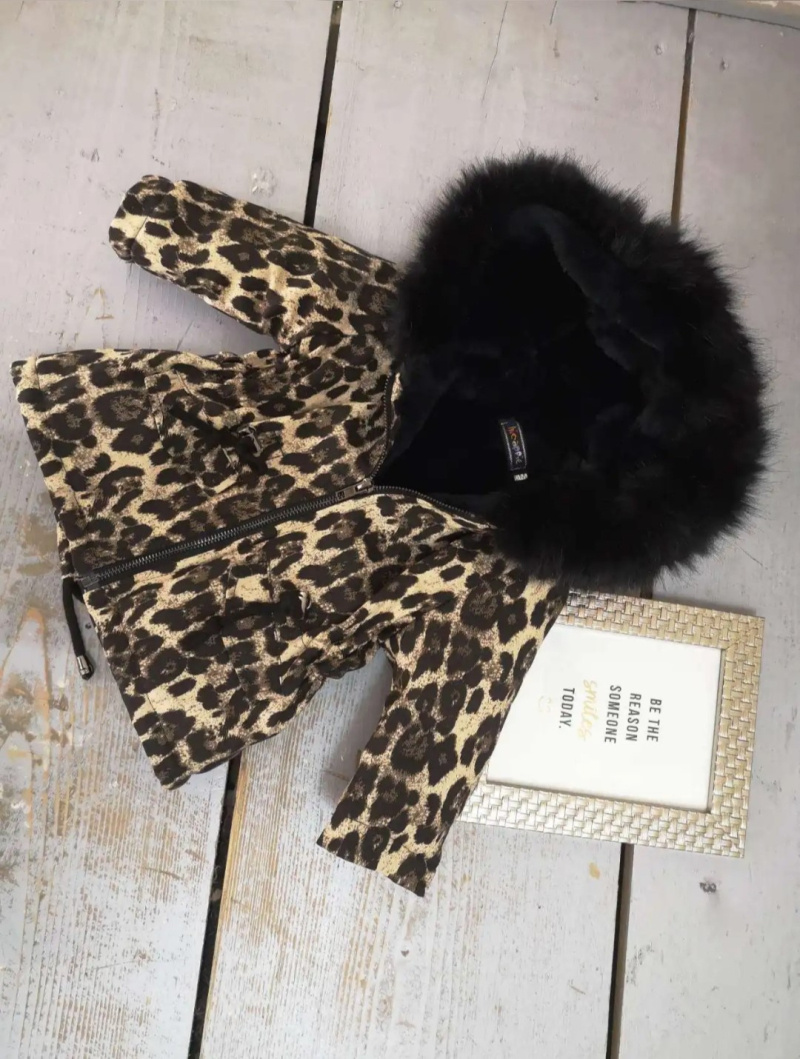 Grossiste Chicaprie - Doudoune Imprimée Léopard Avec Capuche Faux Fourrure Froid Hiver Bébé Fille