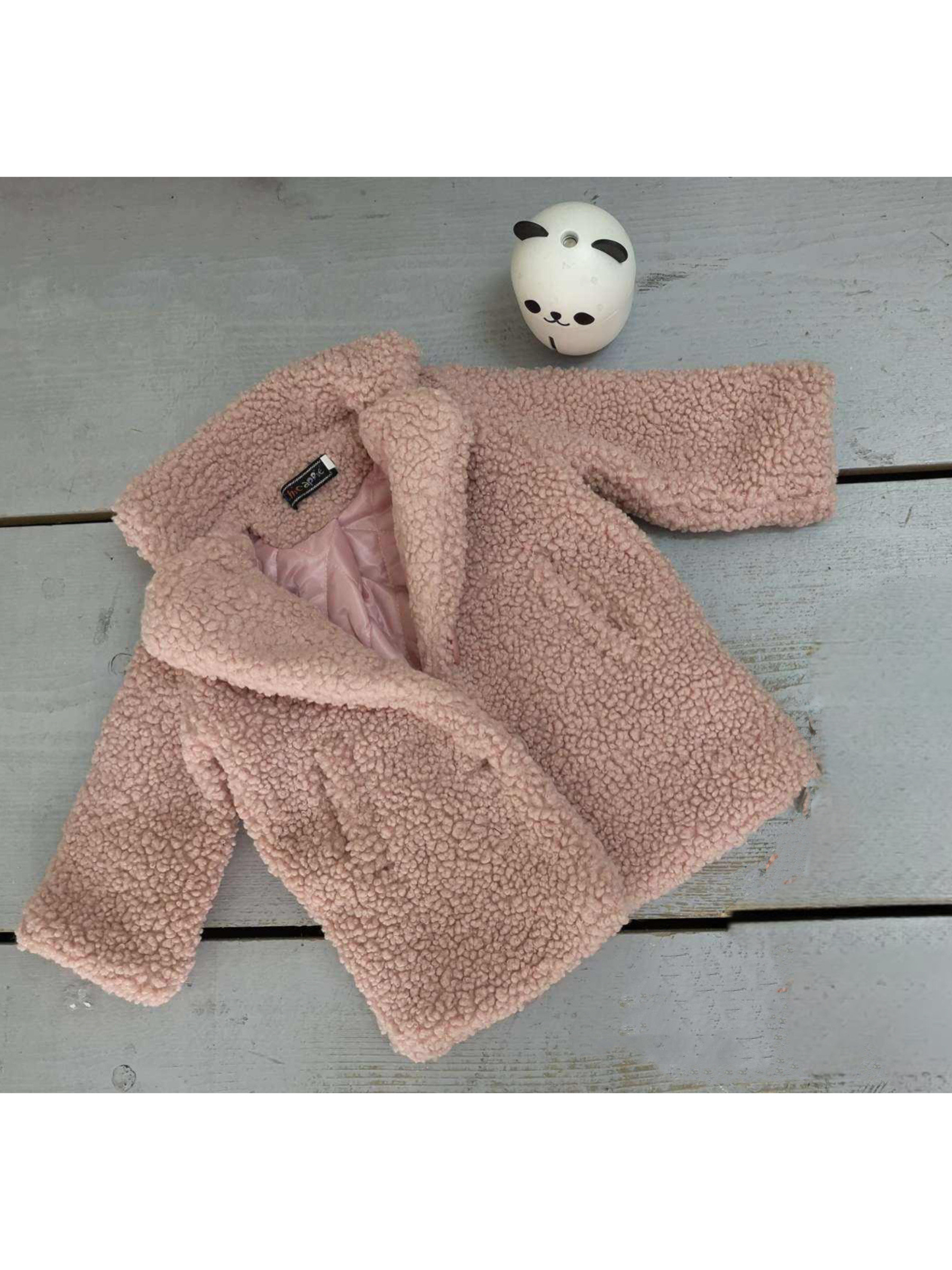 Großhändler Chicaprie - Weicher, einfarbiger Teddyfellmantel mit Bauchtasche für ein Baby Mädchen