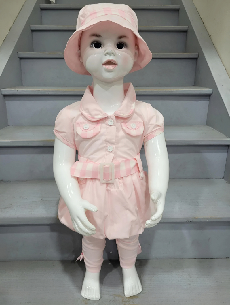 Großhändler Chicaprie - Elegantes Baby Mädchen Outfit mit einem einfarbigen Kleid mit Knöpfen und einem karierten Rock, einem Gürtel und einem Hut