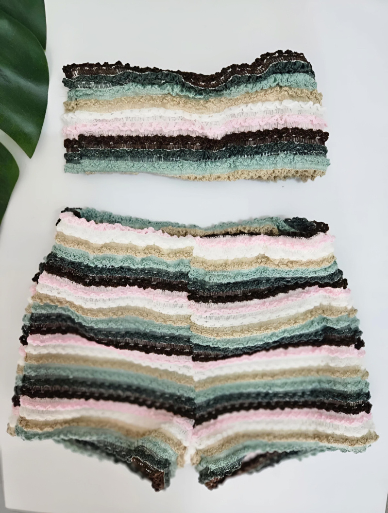 Grossiste Chicaprie - Ensemble Brassière et Short Multicolore A Rayures Bébé Fille