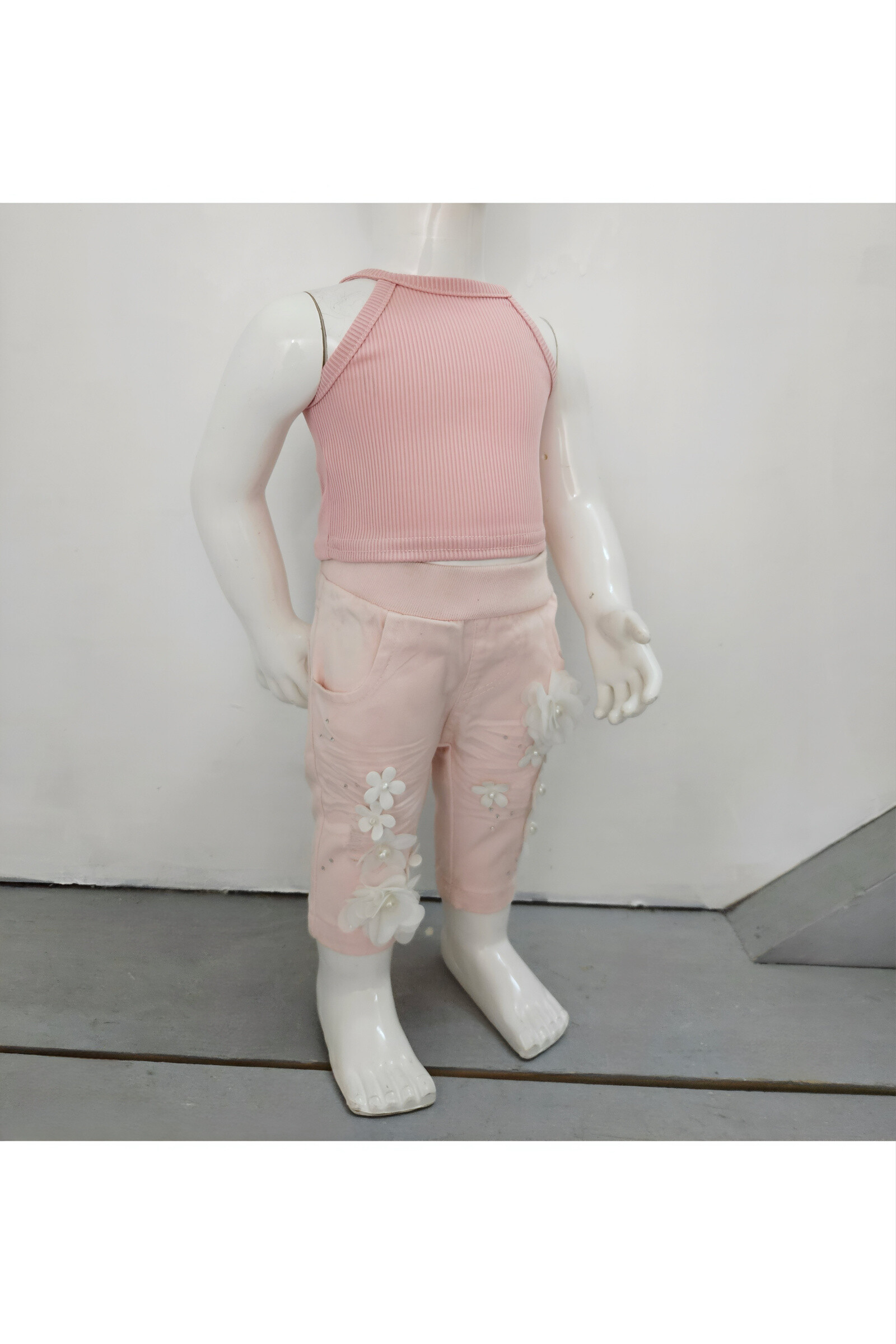 Wholesaler Chicaprie - Baby girl ribbed strap top and floral rhinestone jeans set