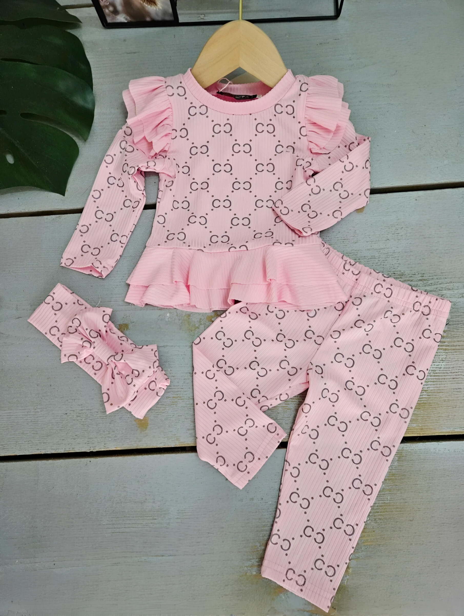 Wholesaler Chicaprie - Baby Girl's Plain Periodic Pattern Top And Pants Set