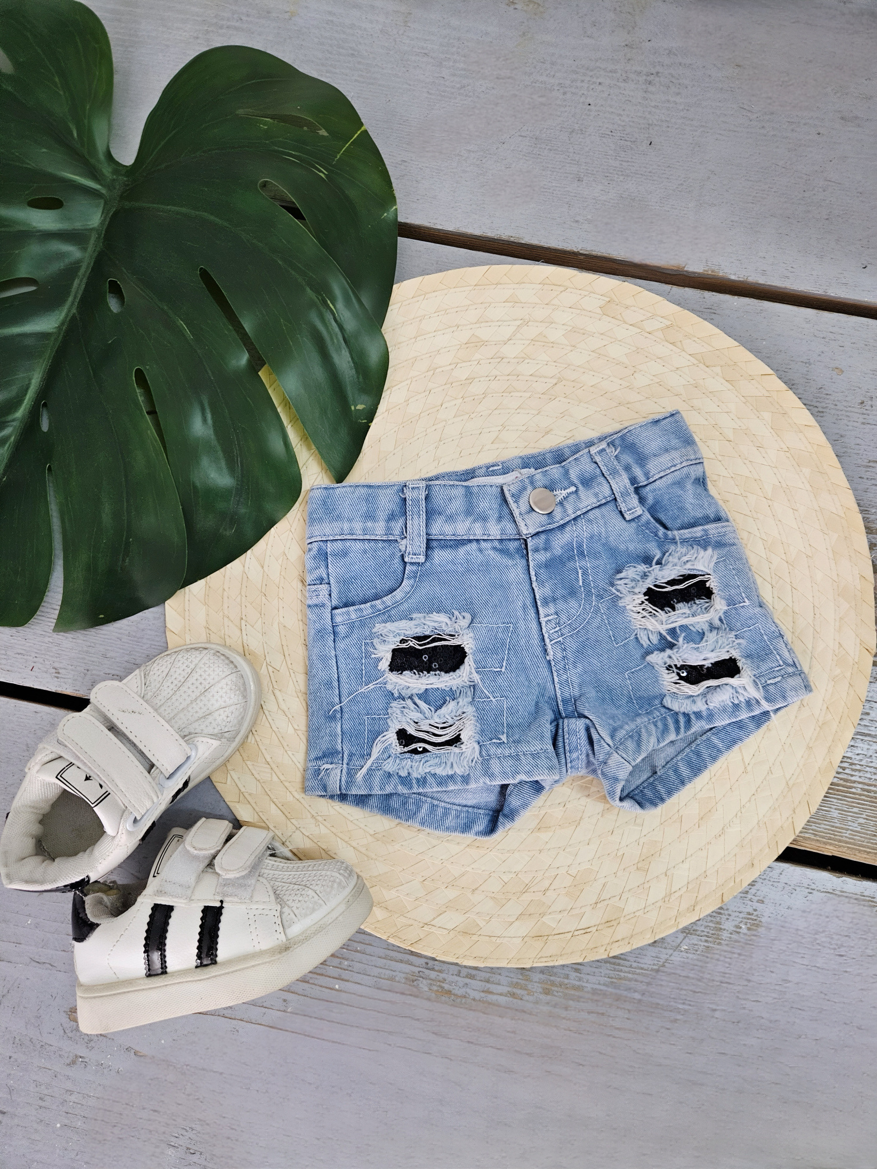 Grossiste Chicaprie - Short En Jeans Style Déchiré Urbain Bébé Fille
