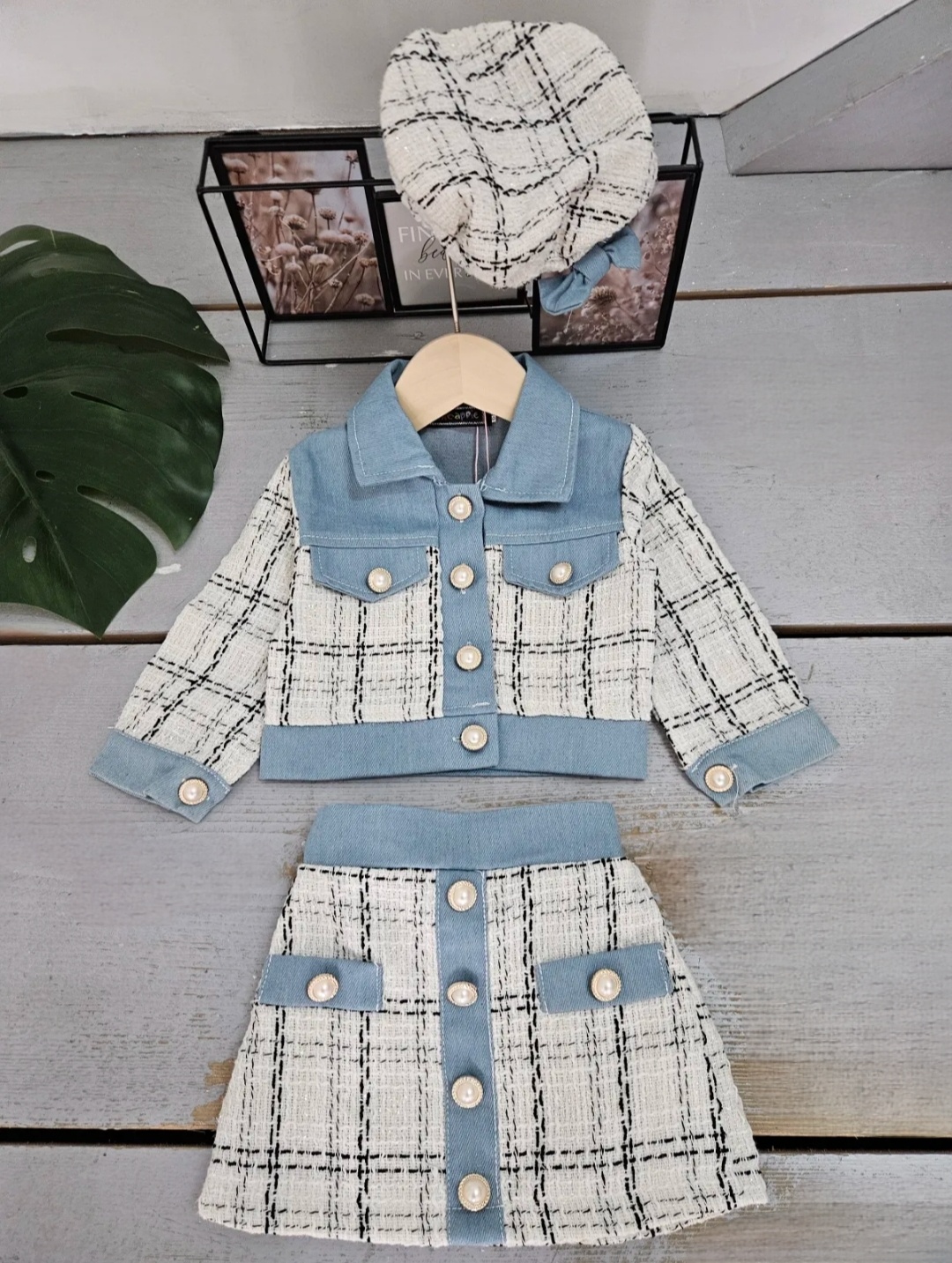 Mayorista Chicaprie - Conjunto de Chaqueta y Falda Corta de Tweed a Cuadros con Jeans de Botones de Perlas Chic para Bebé Niña