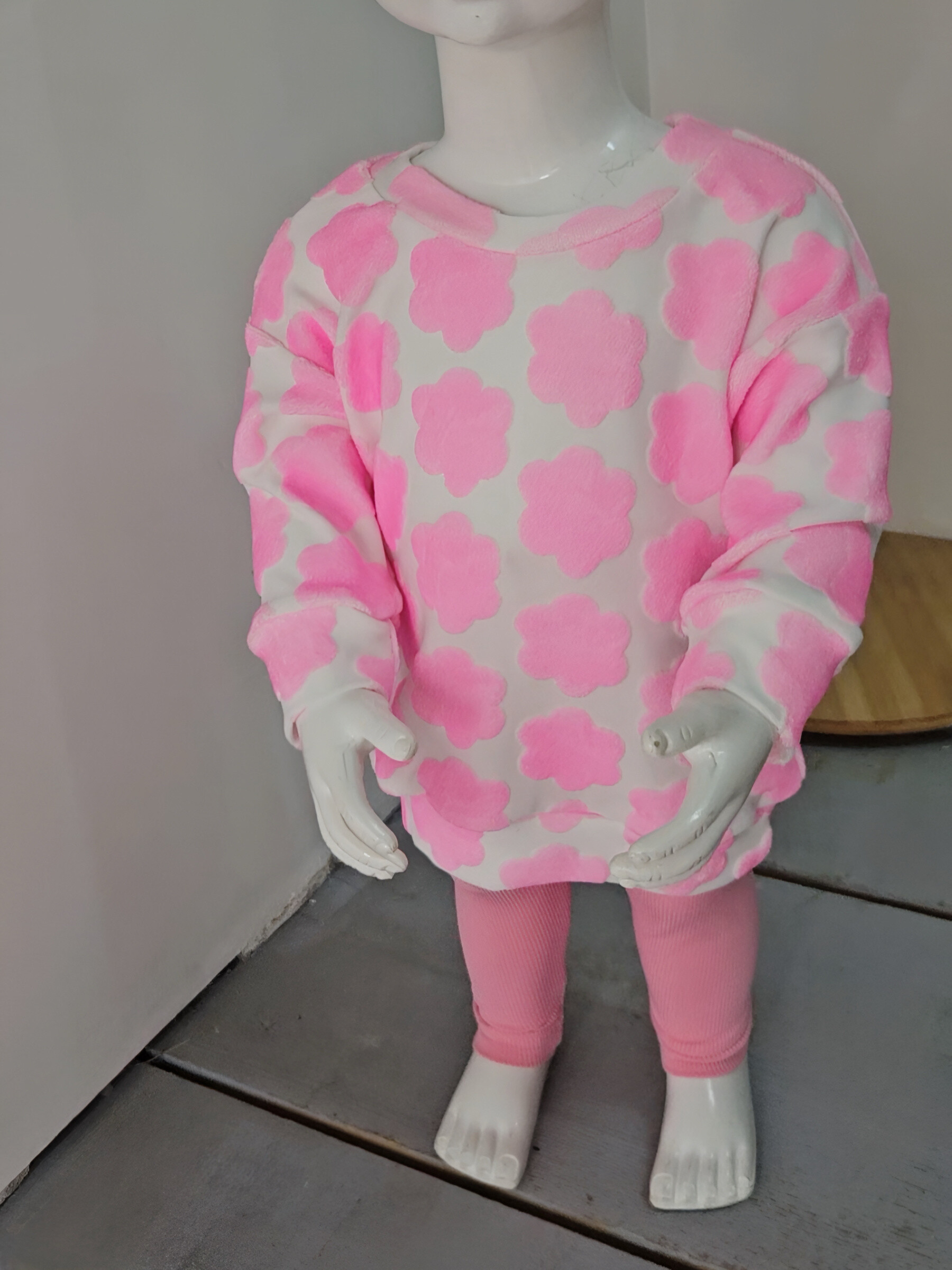 Mayorista Chicaprie - Conjunto de Suéter de Terciopelo con Estampado de Nubes y Leggings Liso Acanalado, Estilo Acogedor para Bebé Niña