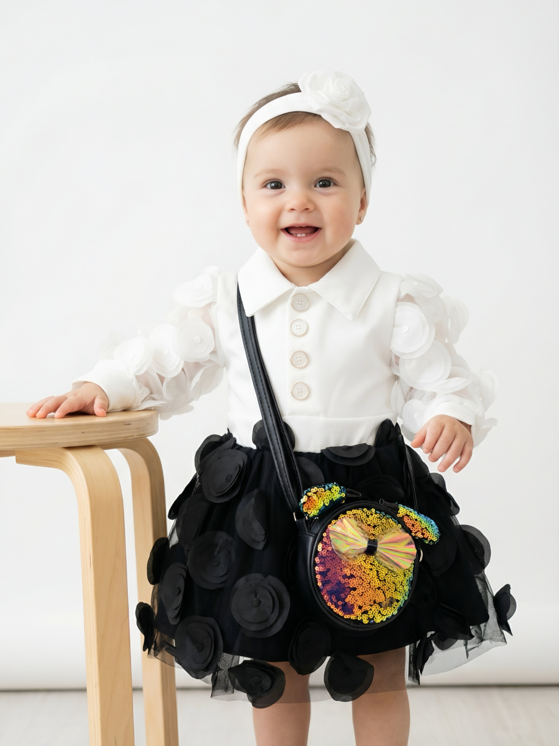 Wholesaler Chicaprie - Buttoned Dress with Sleeves and Veil Bottom and Flower Relief Baby Girl