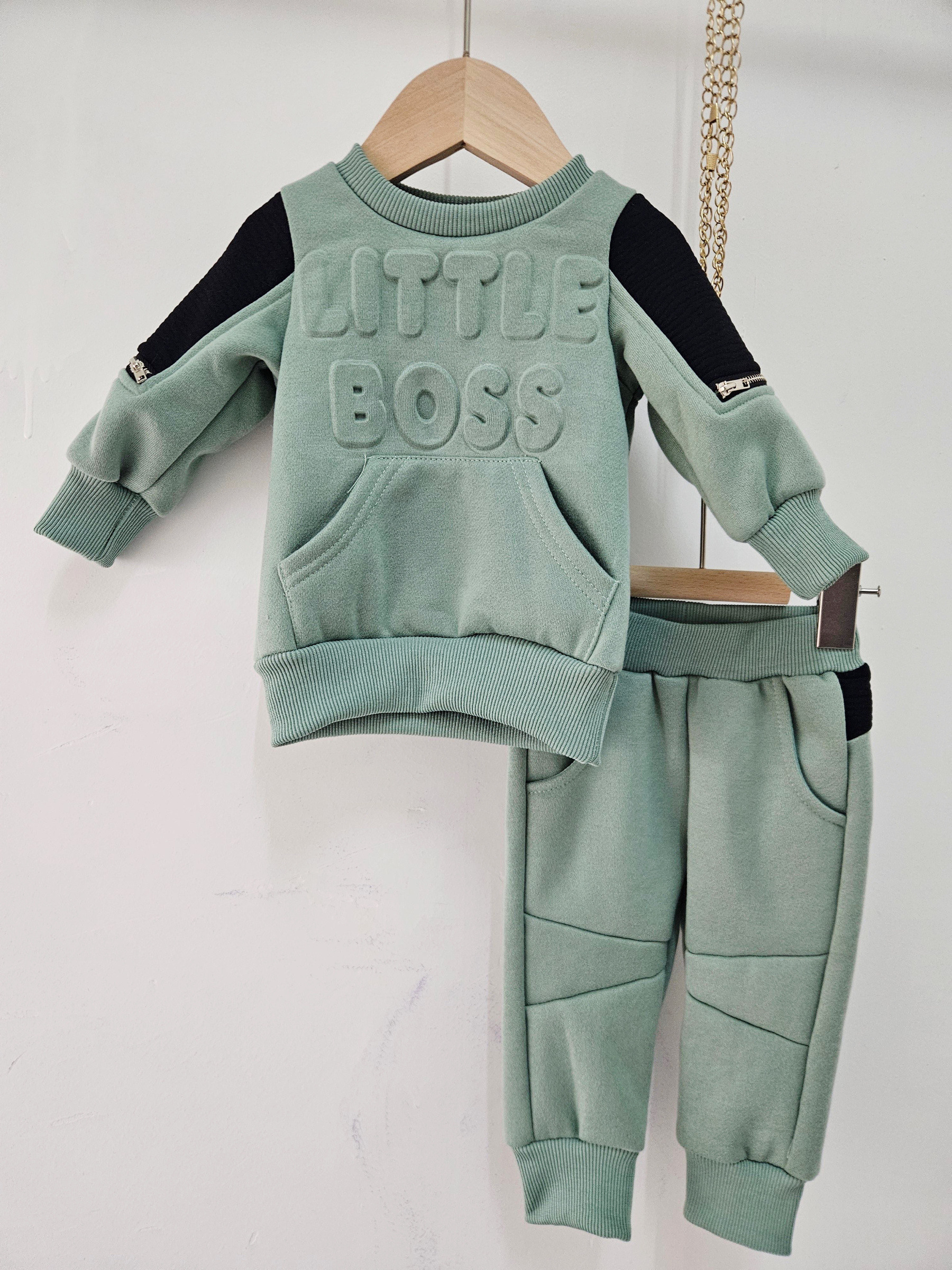 Grossiste Chicaprie - Ensemble Sweat Poche Centrale Et Texture Zippé Et Jogging Sport Urbain Little Boss Bébé Garçon