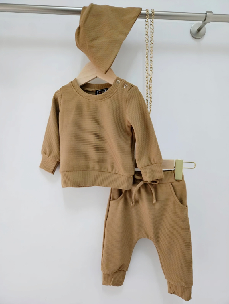 Großhändler Chicaprie - Set aus schlichtem, geripptem Pullover und Jogginghose für Babys mit Mütze