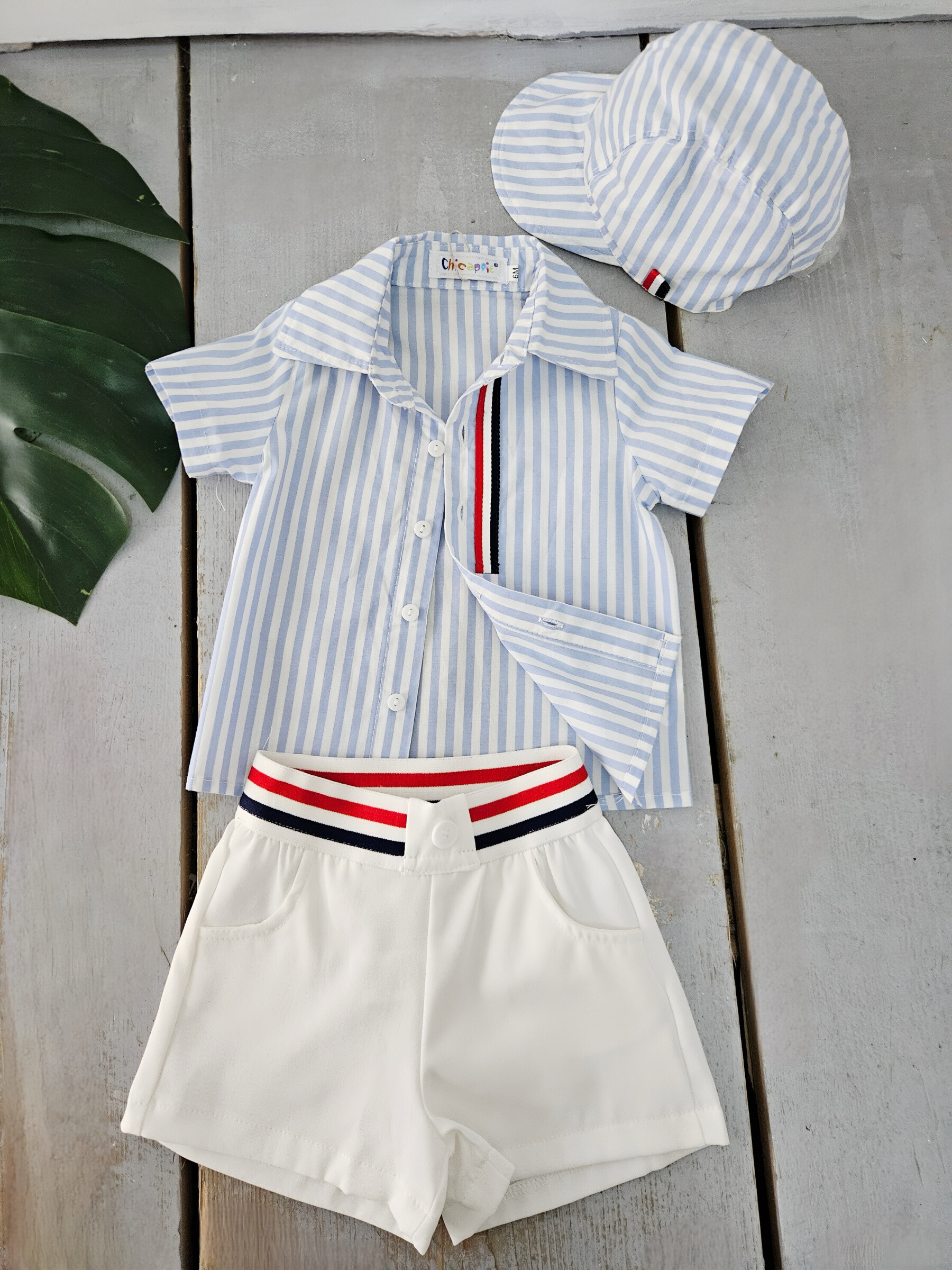 Mayorista Chicaprie - Conjunto Camisa a Rayas y Pantalones Cortos Lisos con Rayas Tricolores Estilo Playa Bebé Niño