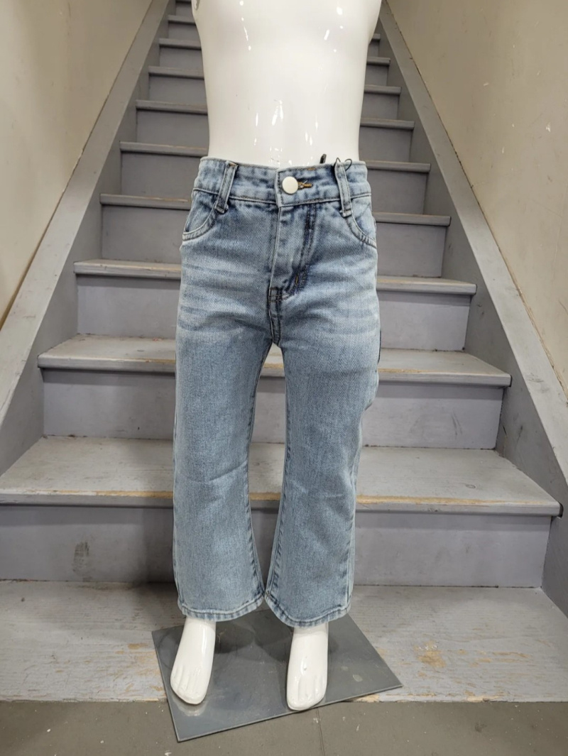 Großhändler Chicaprie - Klassische Jeans für Mädchen mit verwaschenem Look und Taschen im Street-Style