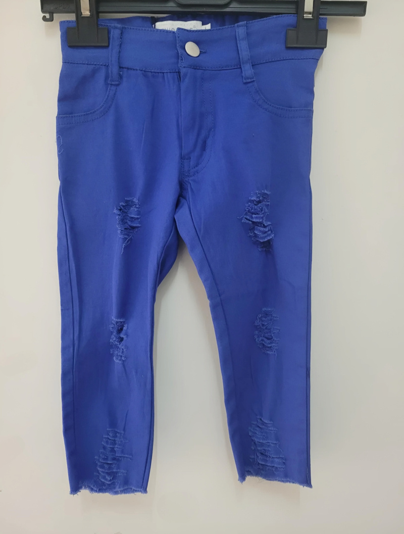 Großhändler Chicaprie - Klassische, farbenfrohe, schlichte Jeans mit Rissen vorne, Urban Girl