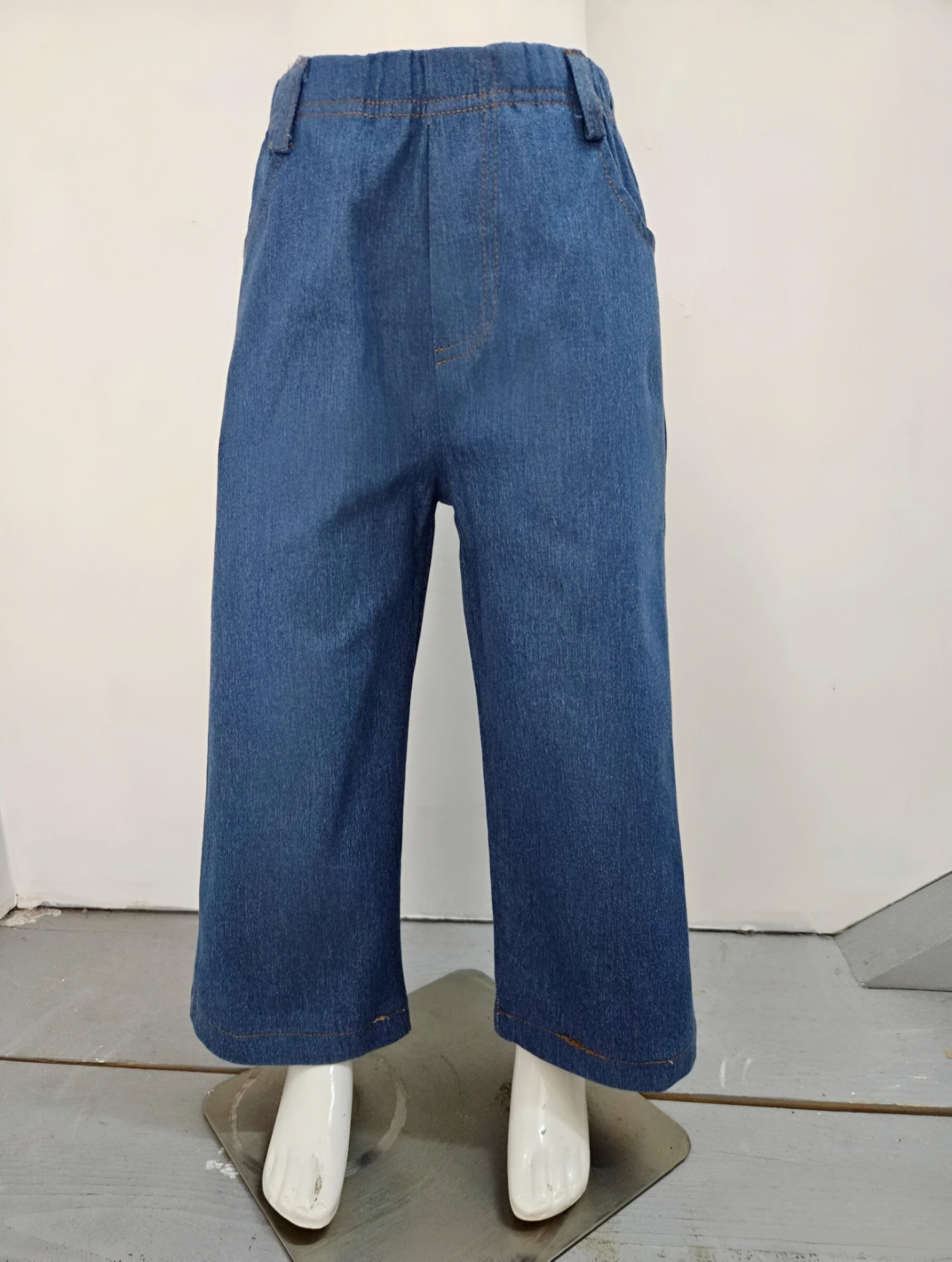 Grossiste Chicaprie - Pantalon Jeans Coupe Ample Urbain Streetwear Fille