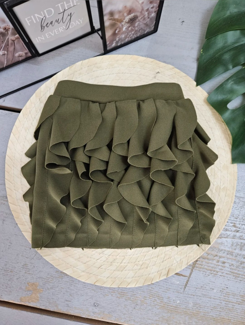 Mayorista Chicaprie - Falda Corta Color Sólido Volantes Estilo Floral Fluido Niña