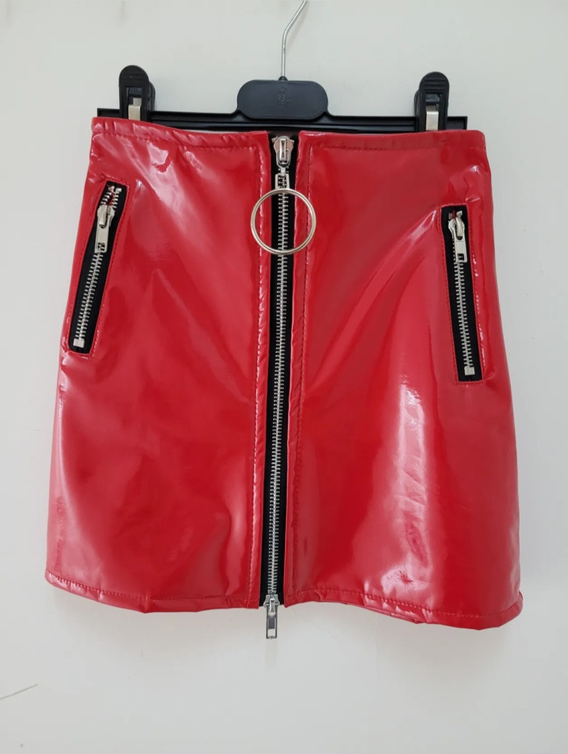 Grossiste Chicaprie - Jupe Mi Long Simili Cuir Avec Poches Zip Et Fermeture Boucle Chic Contemporaine Fille