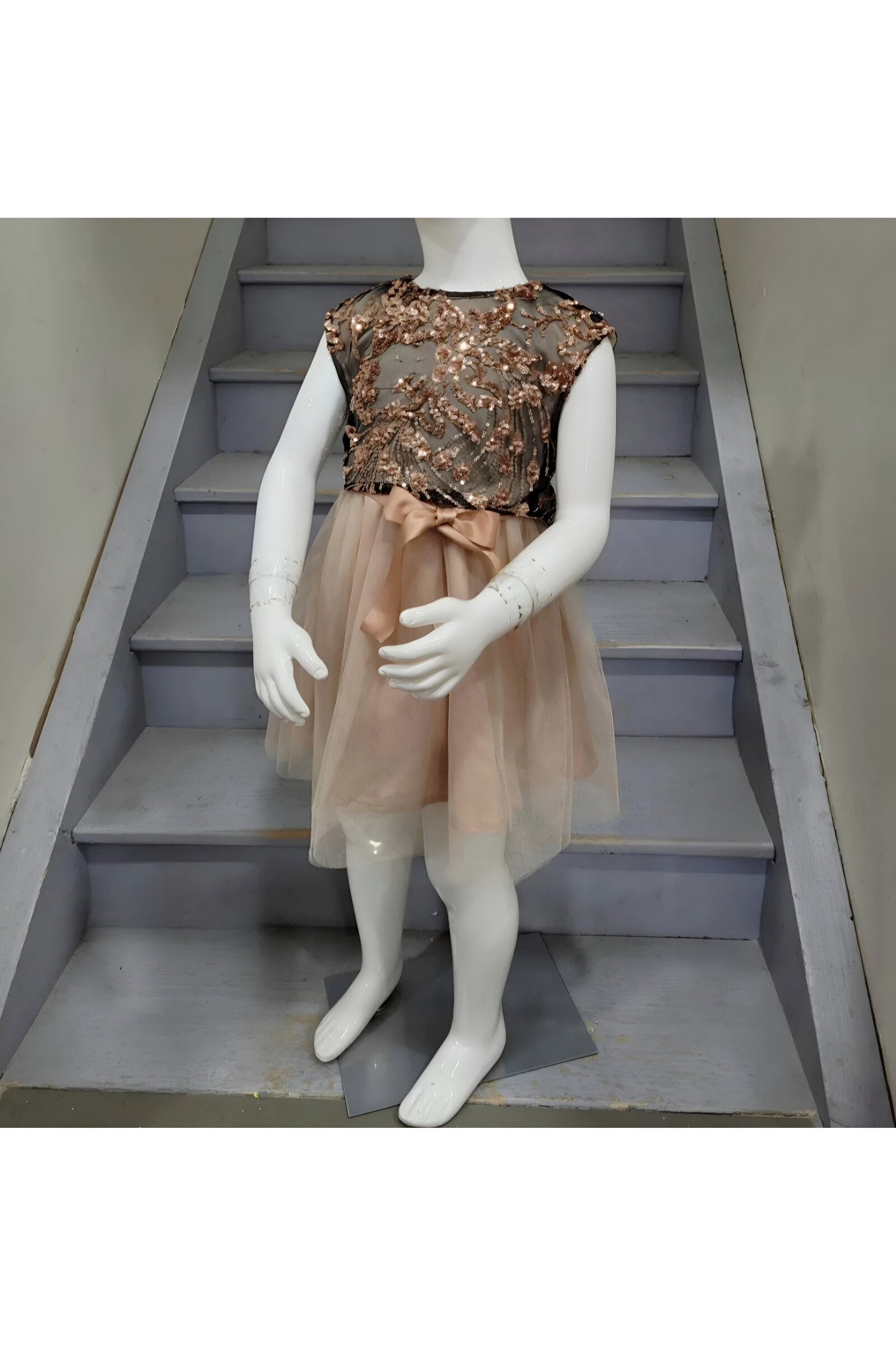 Mayorista Chicaprie - Conjunto de chaleco de lentejuelas y vestido con cintas y parte inferior transparente para fiesta de niñas