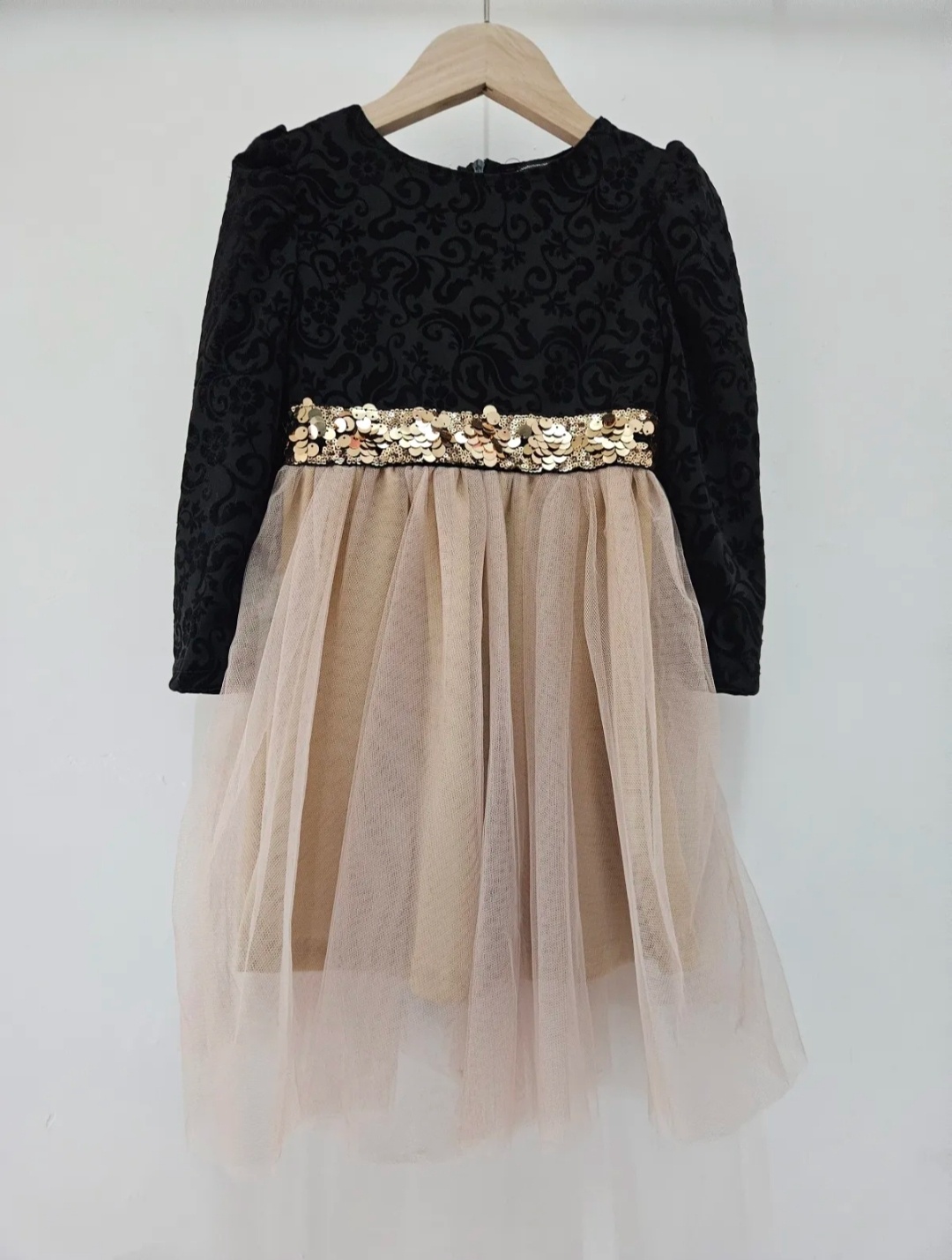 Grossiste Chicaprie - Robe Manches Longues Haut Uni Velours Texturé Avec Paillettes Et Bas Voilage Fluide Fête Fille