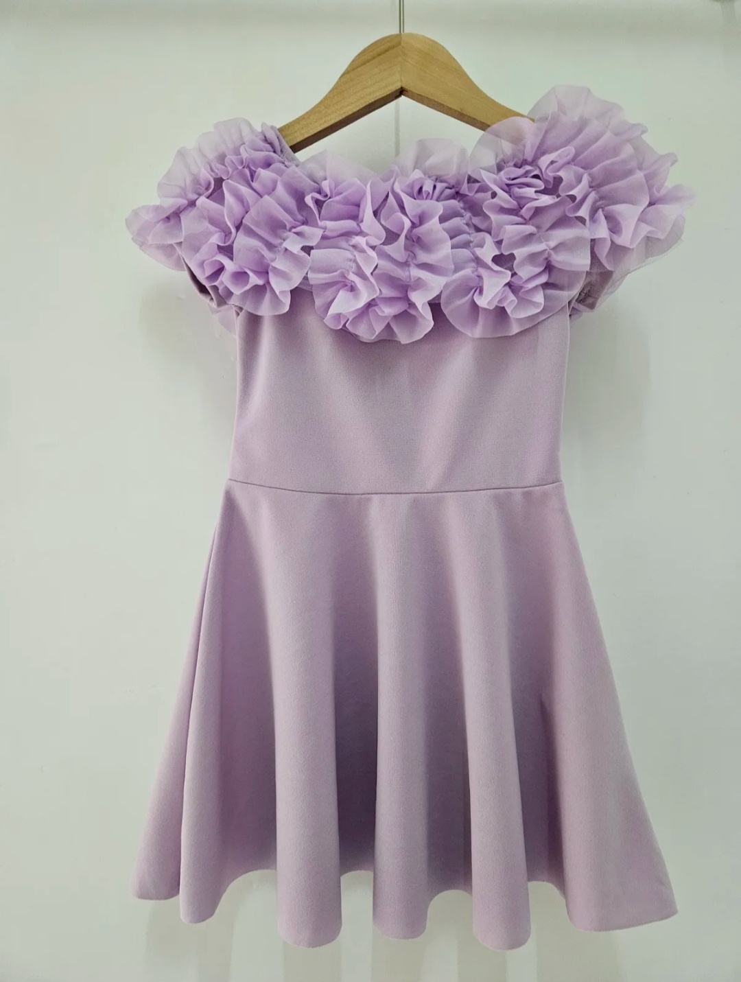 Grossiste Chicaprie - Robe Courte Avec Haut Tulle Froufrou Et Bas Plissé Unie Fluide Fille