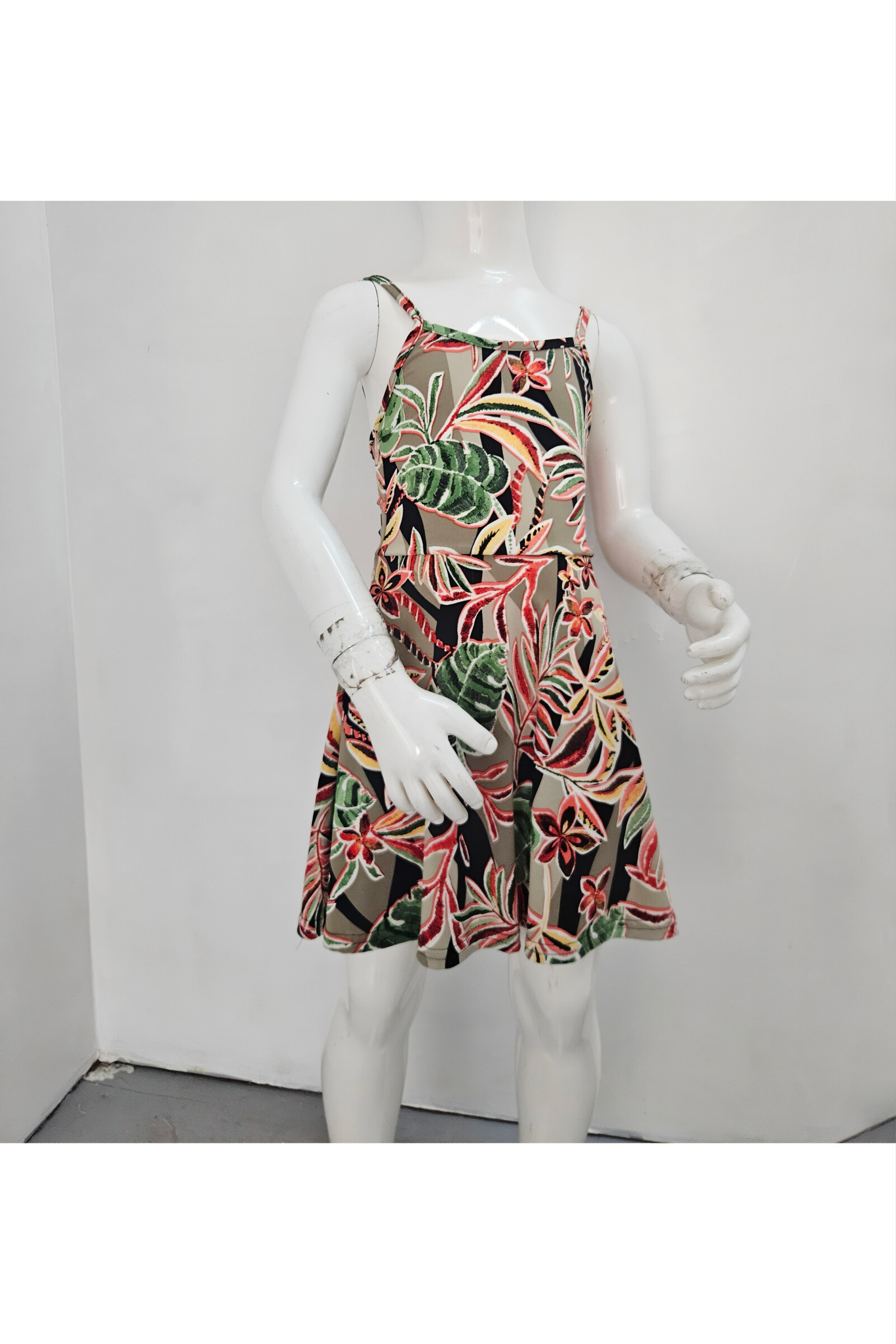 Mayorista Chicaprie - Vestido Corto de Tirantes con Estampado Floral Tropical Colorido Niña