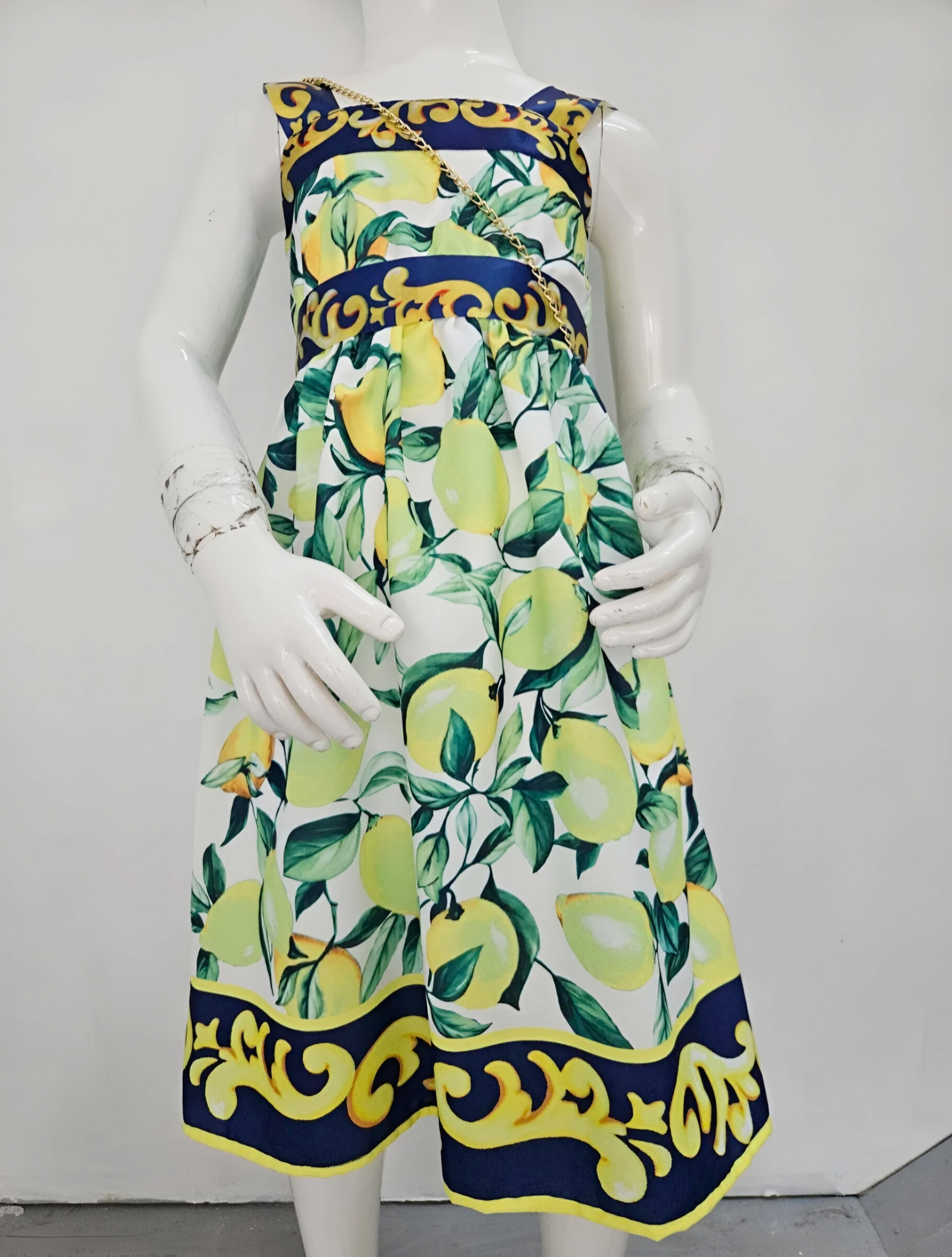 Wholesaler Chicaprie - Wide Strappy Flowy and Light Dress with Fruit Patterns and Fancy Girl Bag