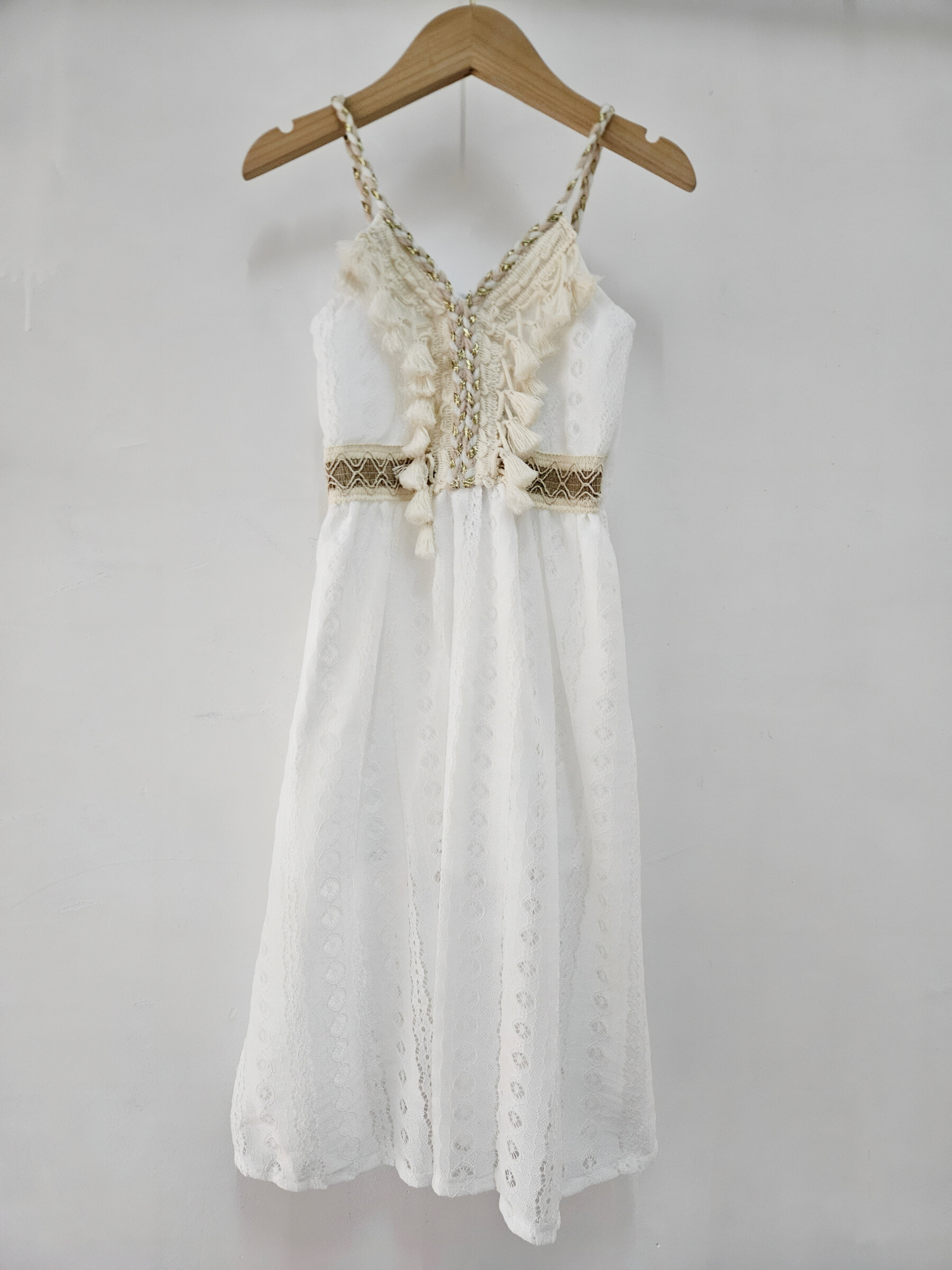 Wholesaler Chicaprie - Girl's lightweight dress with thin braided straps fringes and a bohemian ribbon
