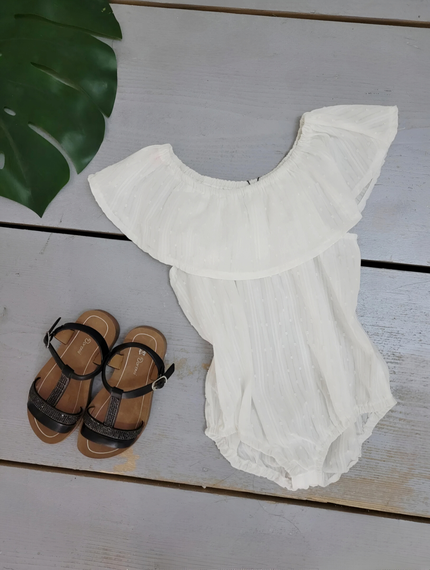 Mayorista Chicaprie - Body Liso Con Volante Y Lunares Texturizados Niña