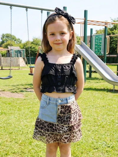 Großhändler Chicaprie - Einfarbiges Träger-Crop-Top mit Spitze und Knopf, Mädchen-Stirnband Großhändler Chicaprie - Einfarbiges Träger-Crop-Top mit Spitze und Knopf, Mädchen-Stirnband