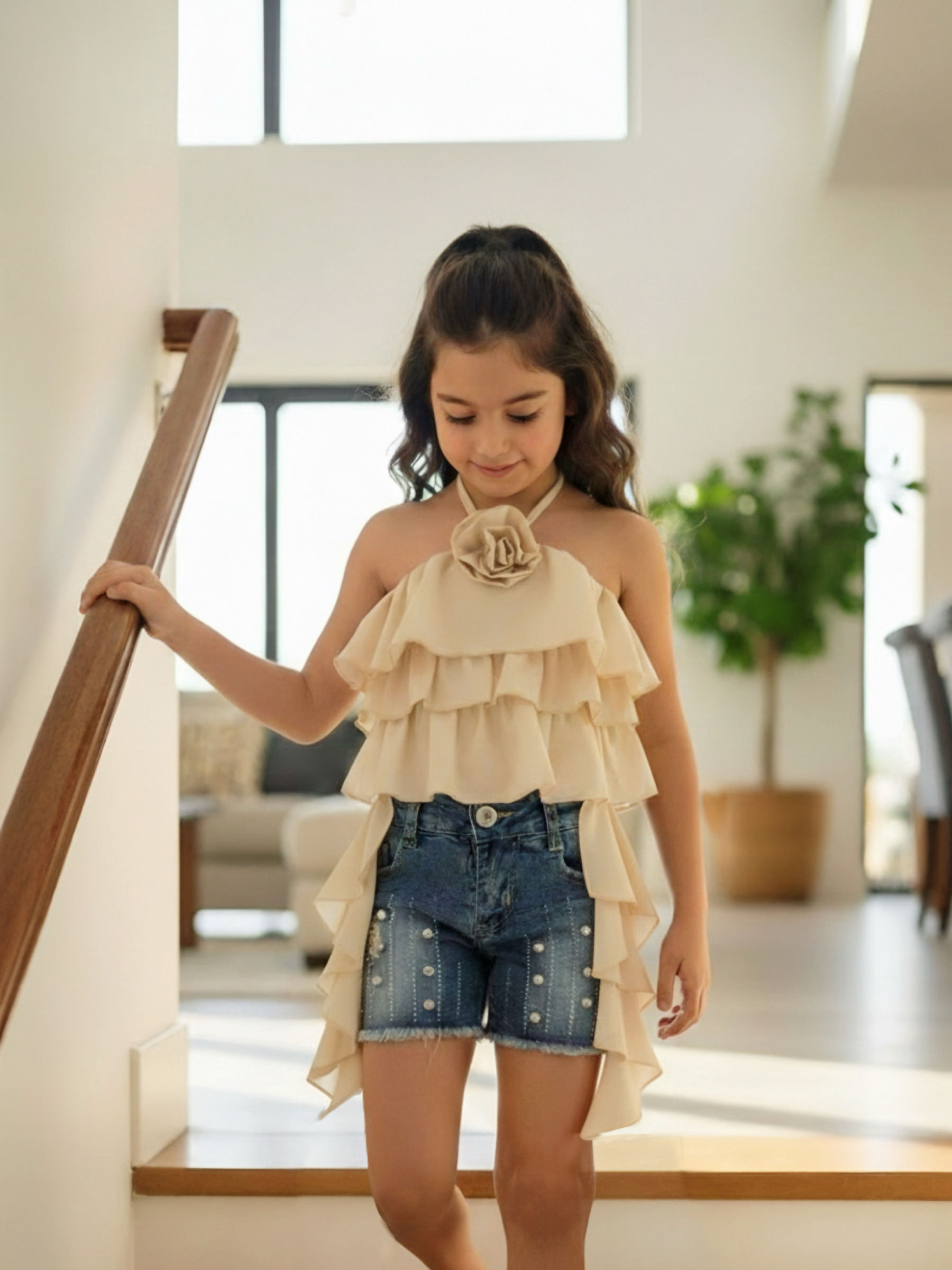Mayorista Chicaprie - Top halter liso con rosa? Volantes fluidos y cintas ligeras para niña